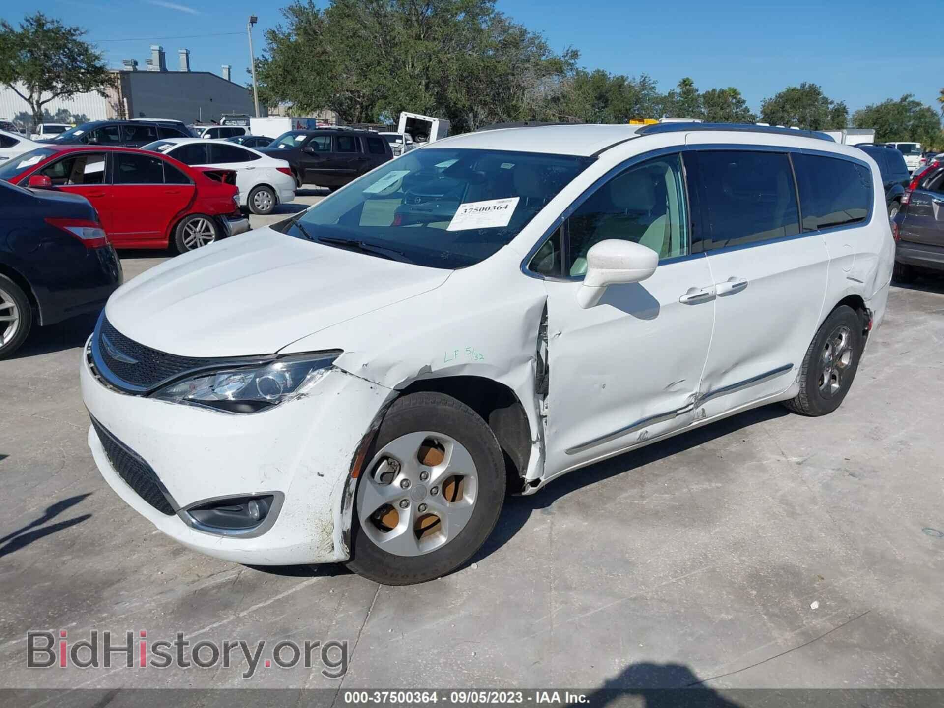 2017 CHRYSLER PACIFICA - VIN: 2C4RC1EG5HR577652 - Фото 2