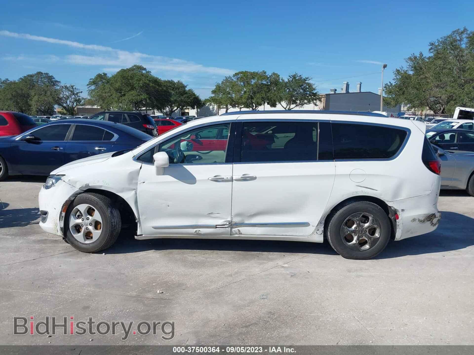 2017 CHRYSLER PACIFICA - VIN: 2C4RC1EG5HR577652 - Фото 14