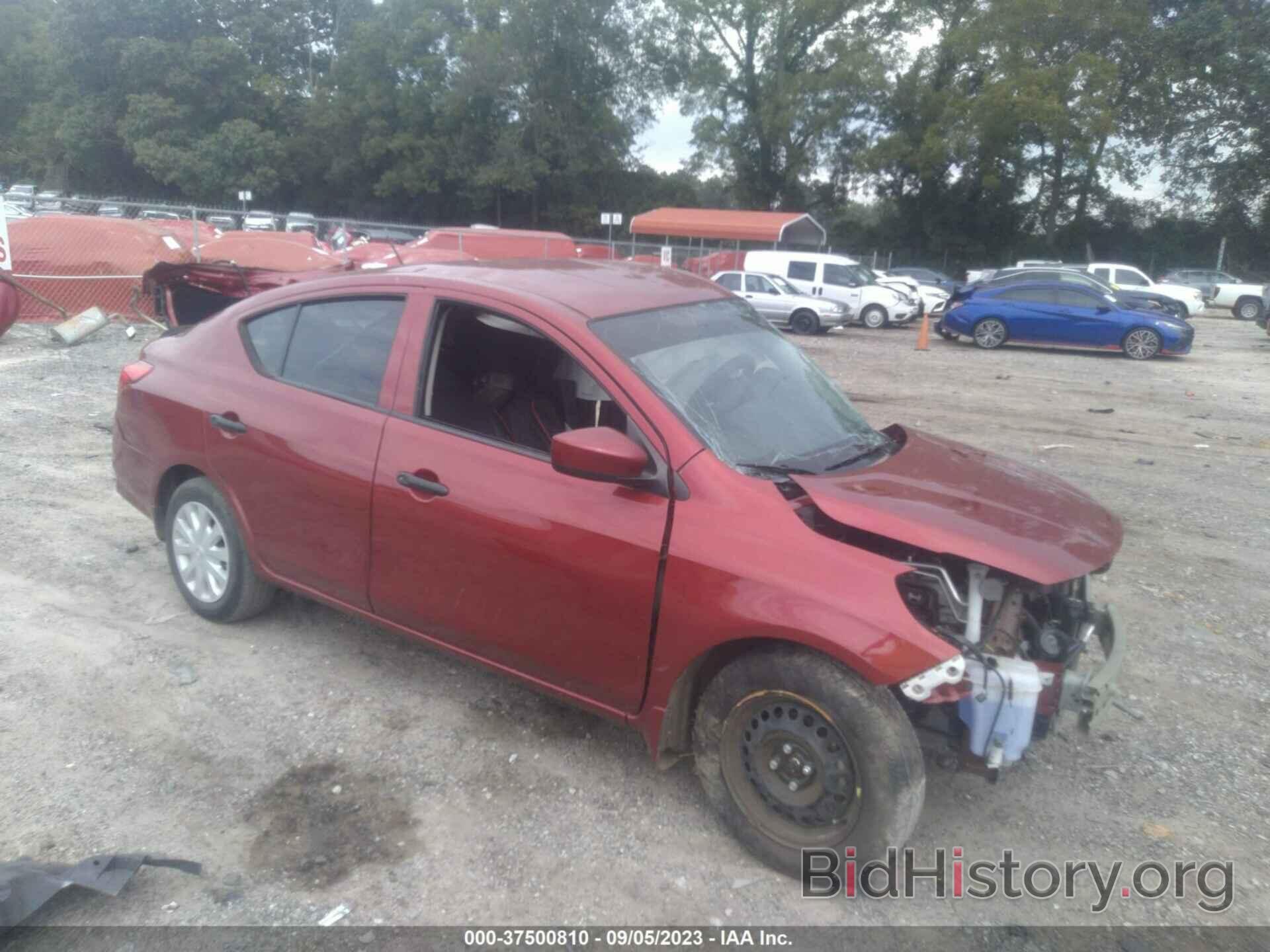 Photo 3N1CN7AP4KL837023 - NISSAN VERSA SEDAN 2019