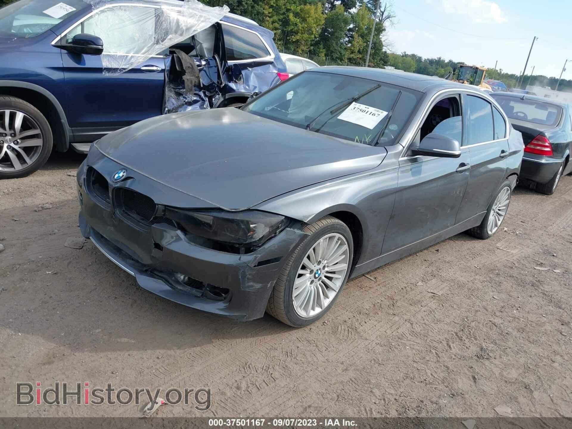 2012 BMW 3 SERIES - VIN: WBA3A5C50CF258189 - Фото 2