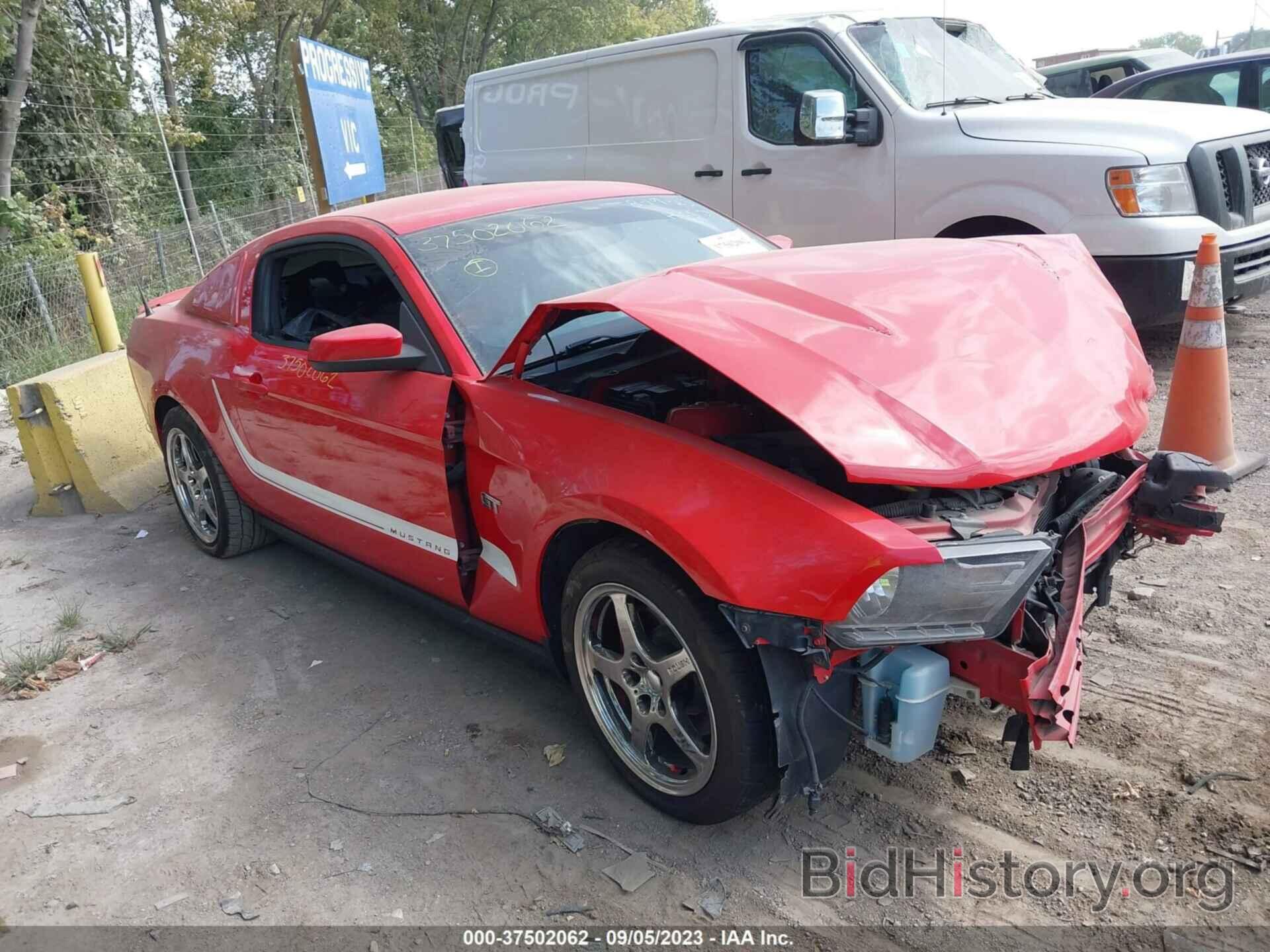 Photo 1ZVBP8CH2A5136023 - FORD MUSTANG 2010