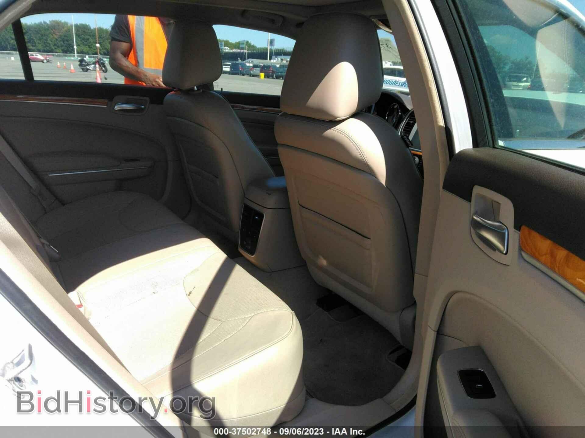 2013 CHRYSLER 300 - VIN: 2C3CCAEG2DH527558 - Фото 8