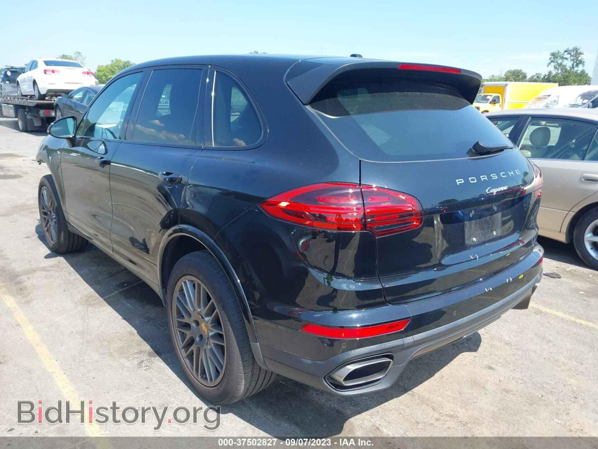 2017 PORSCHE CAYENNE - VIN: WP1AA2A26HKA82943 - Фото 3