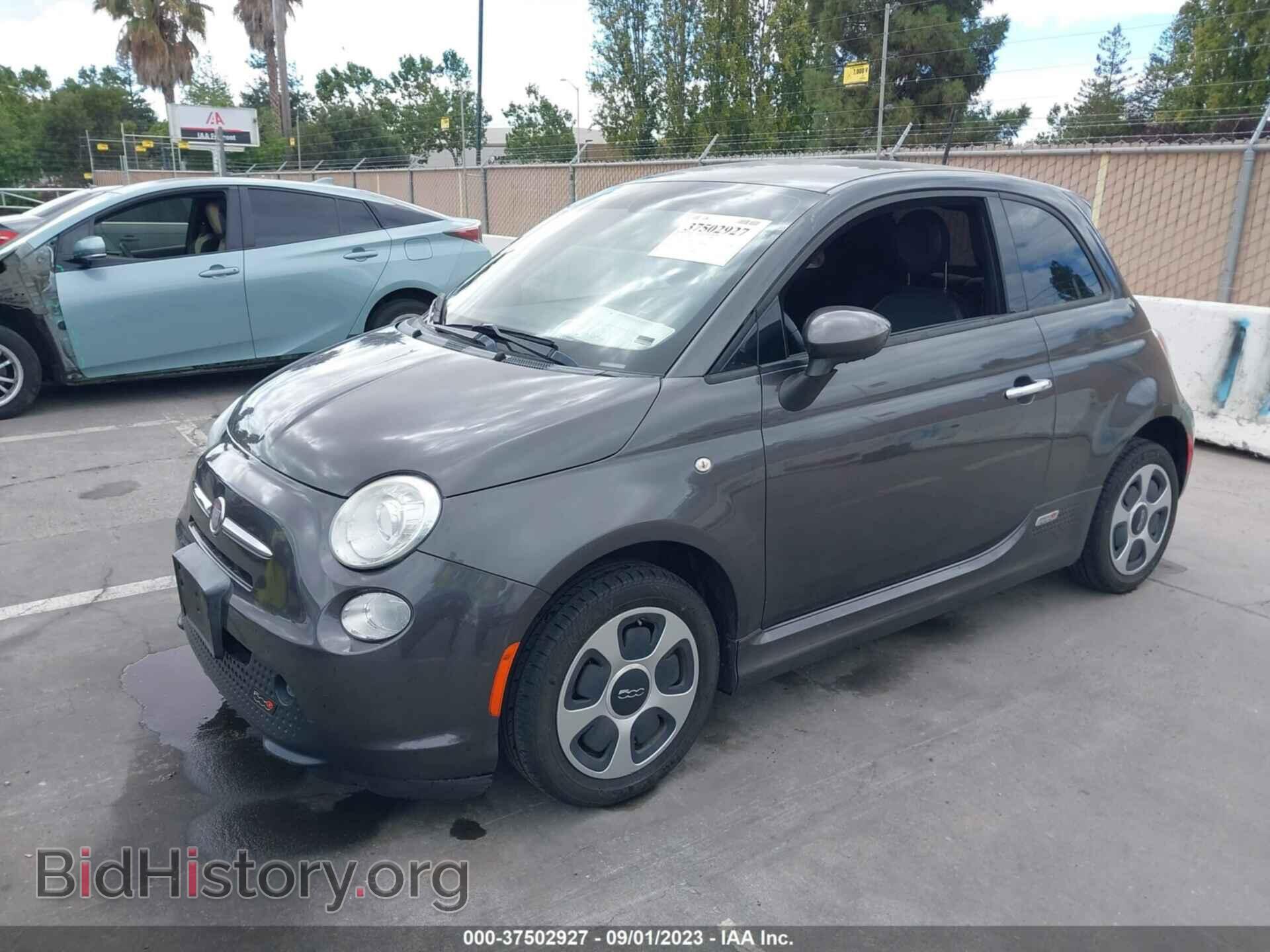 2014 FIAT 500E - VIN: 3C3CFFGE6ET291375 - Photo 2
