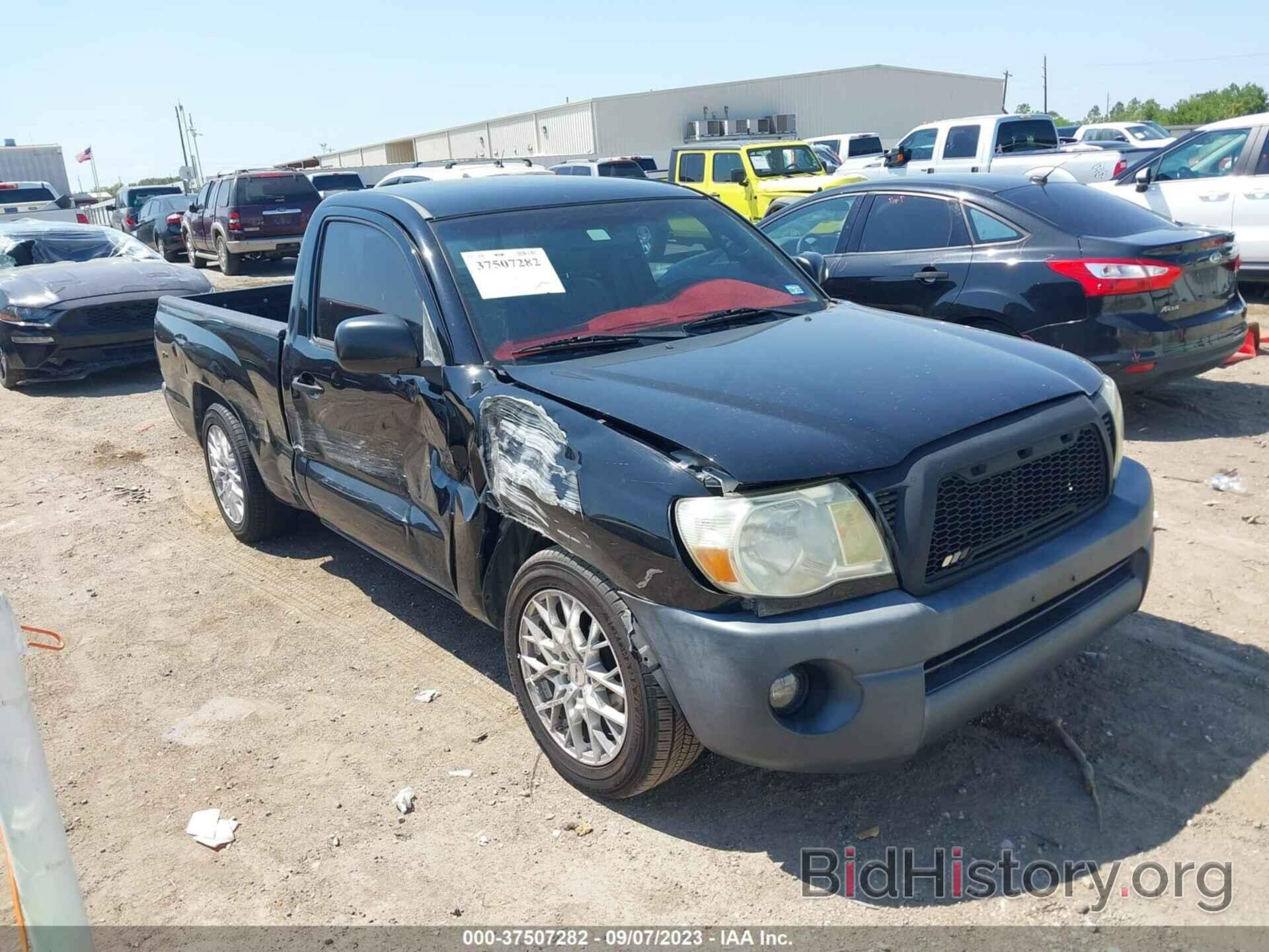 Photo 5TFNX4CN6BX002815 - TOYOTA TACOMA 2011