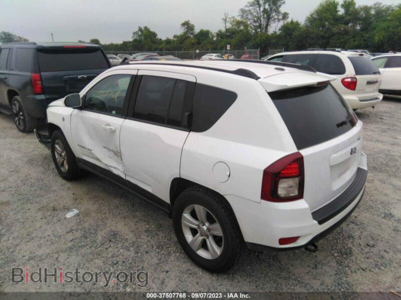 2014 Jeep COMPASS (VIN 1C4NJDEB0ED630122) — photo 3 of 12