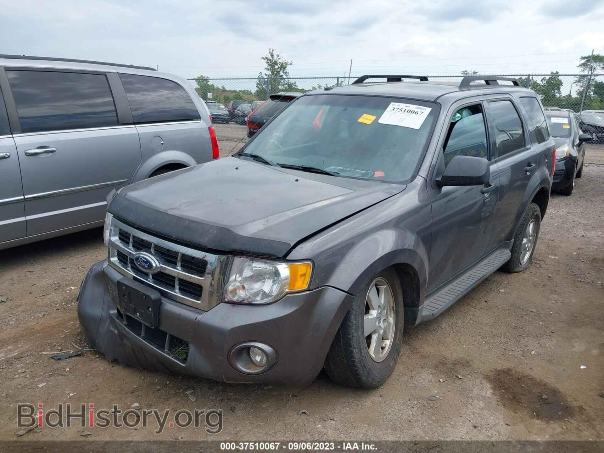 2011 FORD ESCAPE - VIN: 1FMCU0DG9BKB58994 - Фото 2
