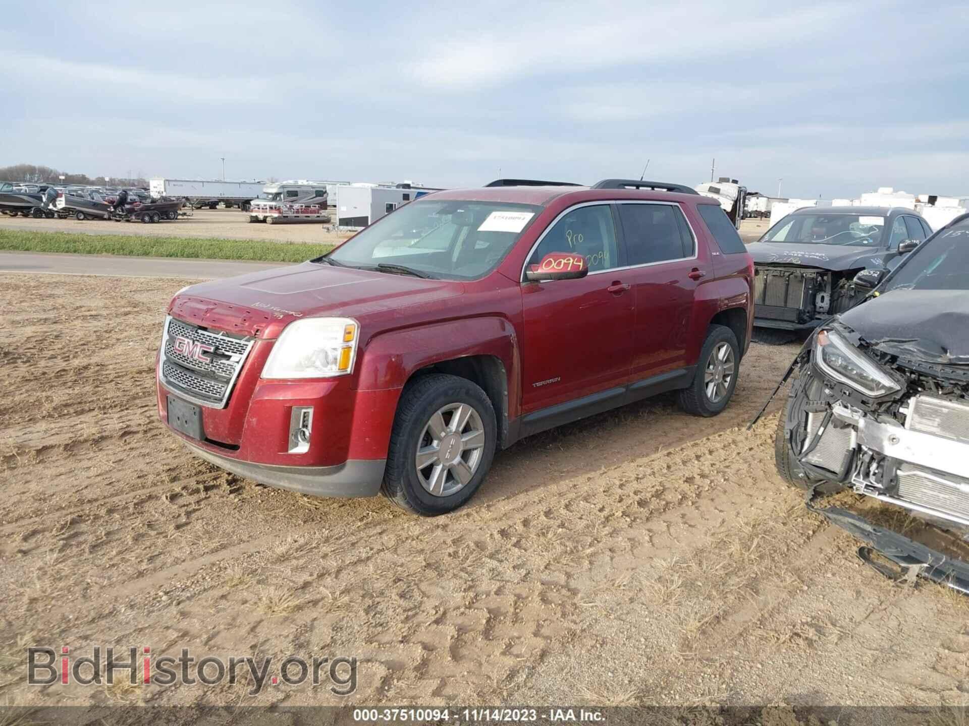 2011 GMC TERRAIN - VIN: 2CTALSEC6B6400900 - Photo 2