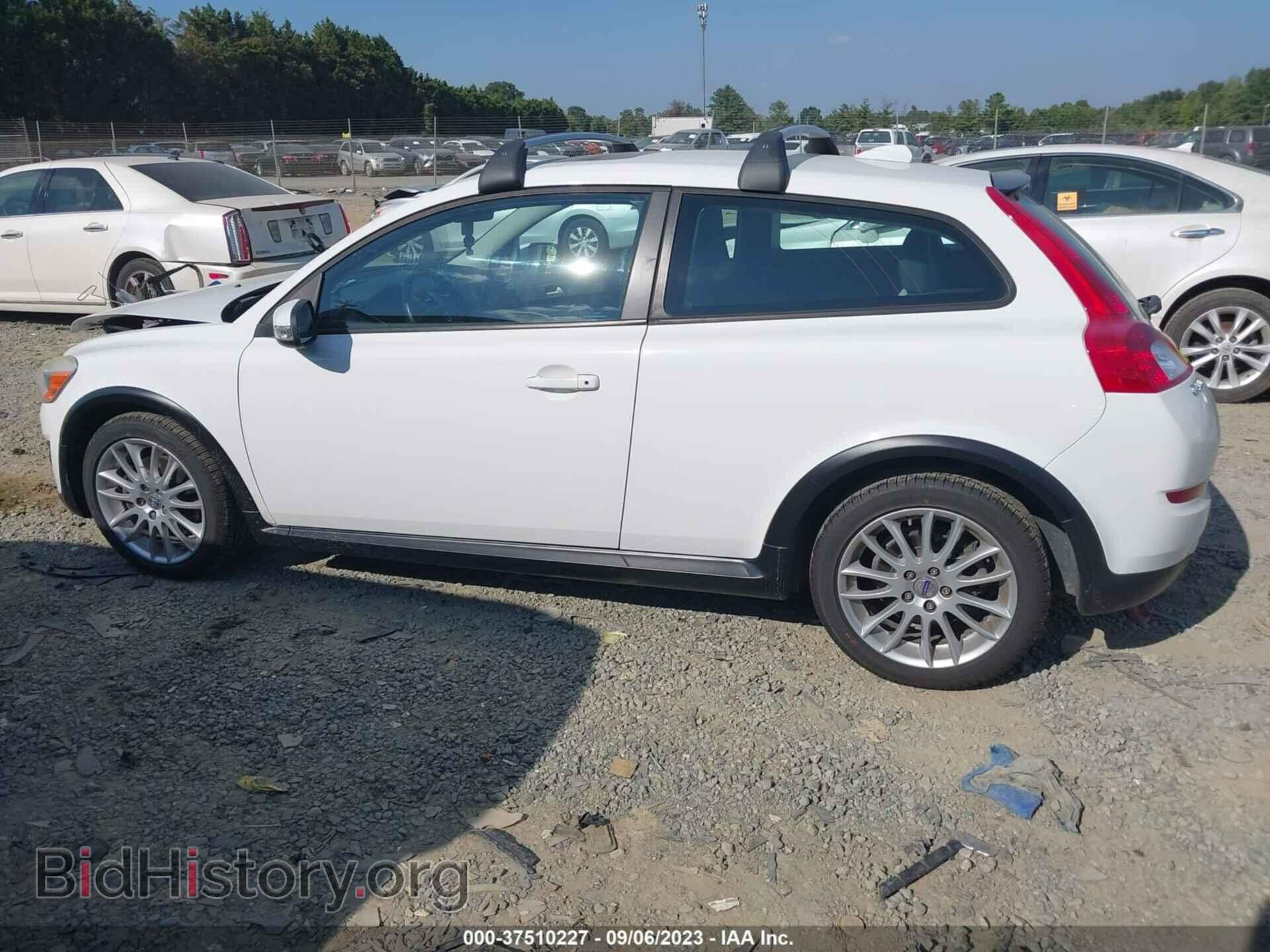 2011 VOLVO C30 - VIN: YV1672MK2B2243386 - Фото 14