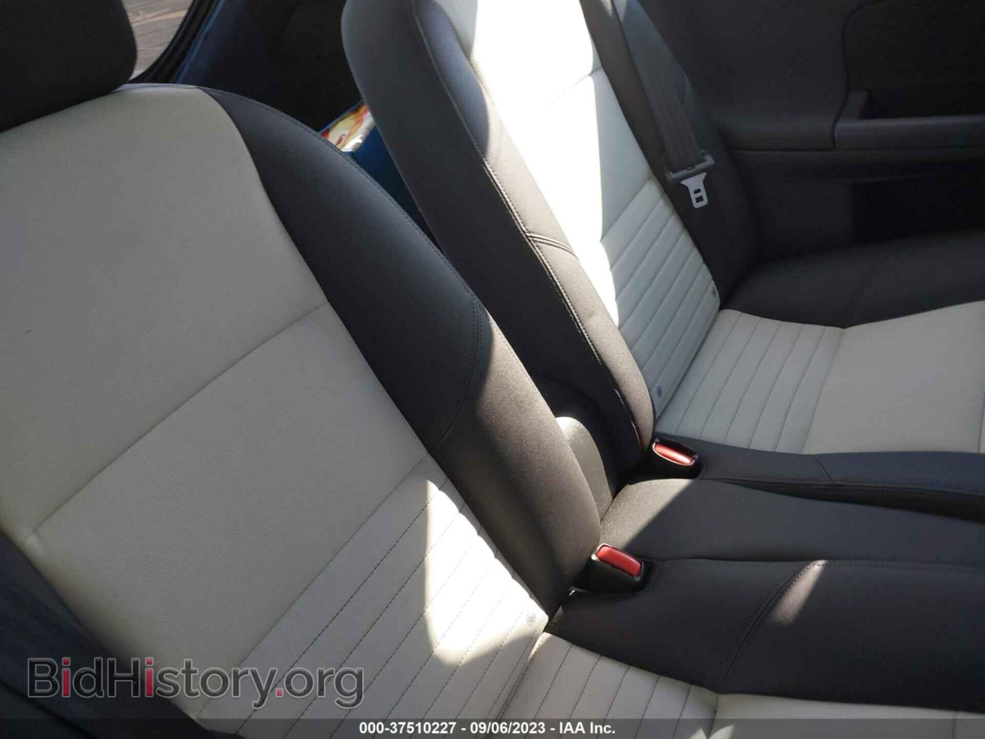 2011 VOLVO C30 - VIN: YV1672MK2B2243386 - Фото 8