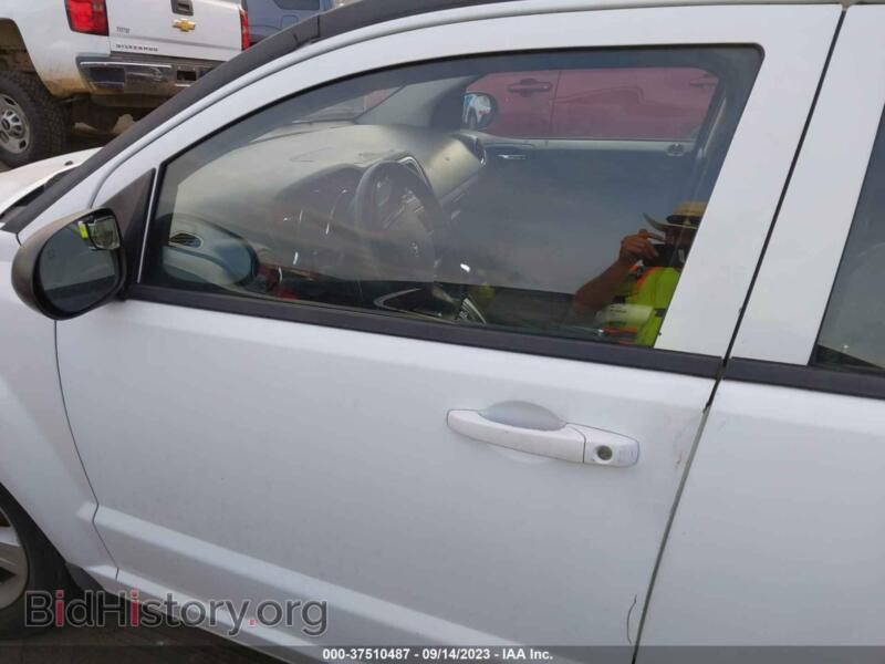 2011 Dodge CALIBER (VIN 1B3CB3HA4BD264700) — photo 6 of 11
