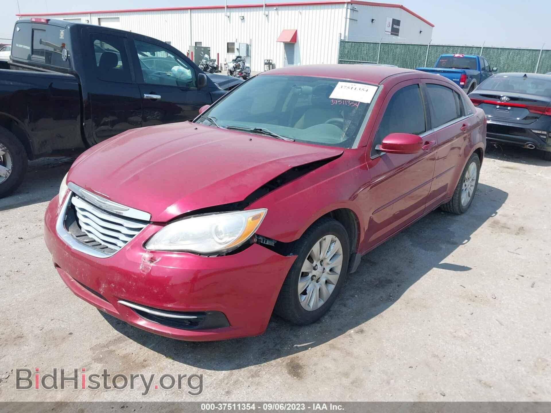 2013 CHRYSLER 200 - VIN: 1C3CCBAB3DN604767 - Photo 2