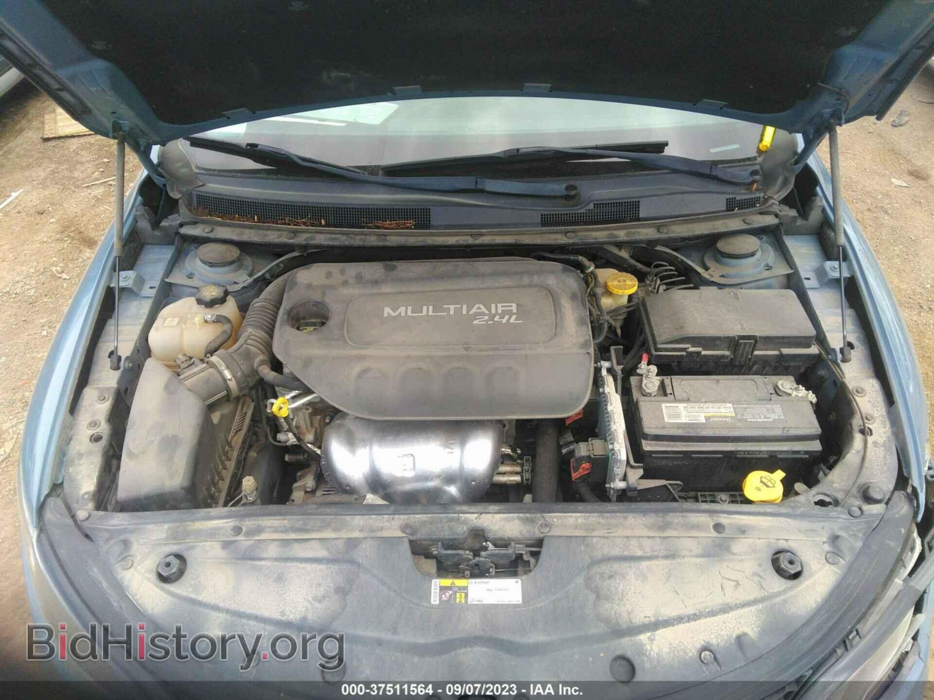 2015 CHRYSLER 200 - VIN: 1C3CCCBB0FN711315 - Фото 10