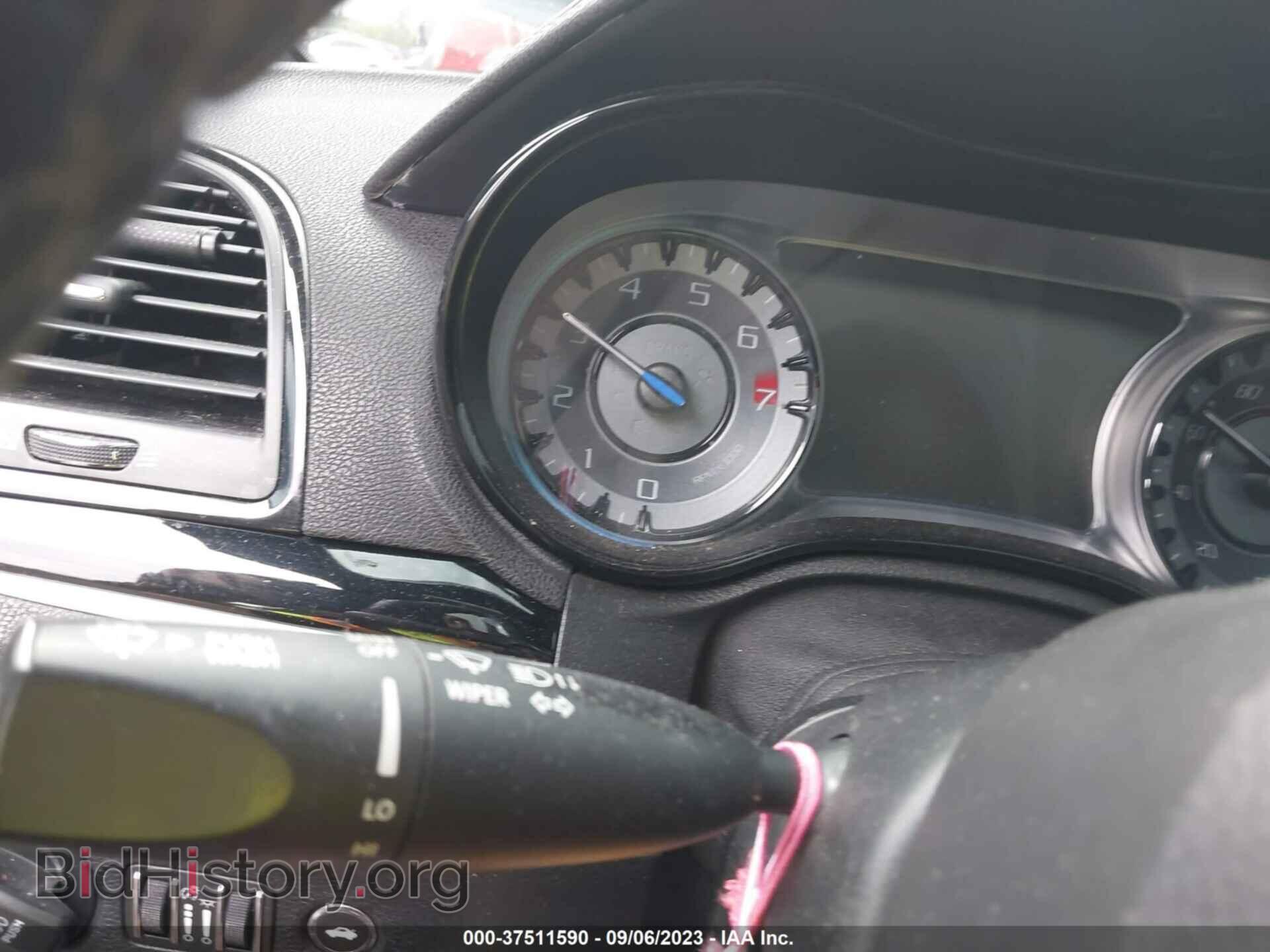 2017 CHRYSLER 300 - VIN: 2C3CCAGG2HH619207 - Фото 7
