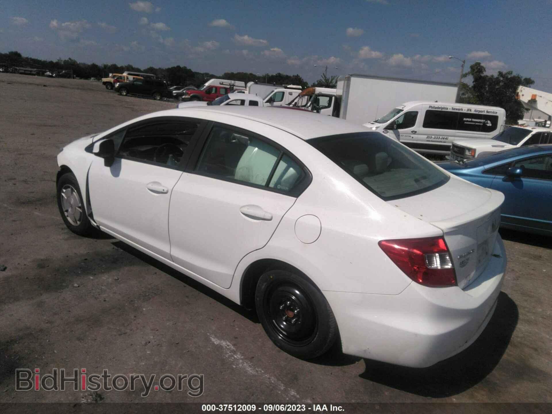 2012 HONDA CIVIC - VIN: 2HGFB2F68CH331986 - Фото 3