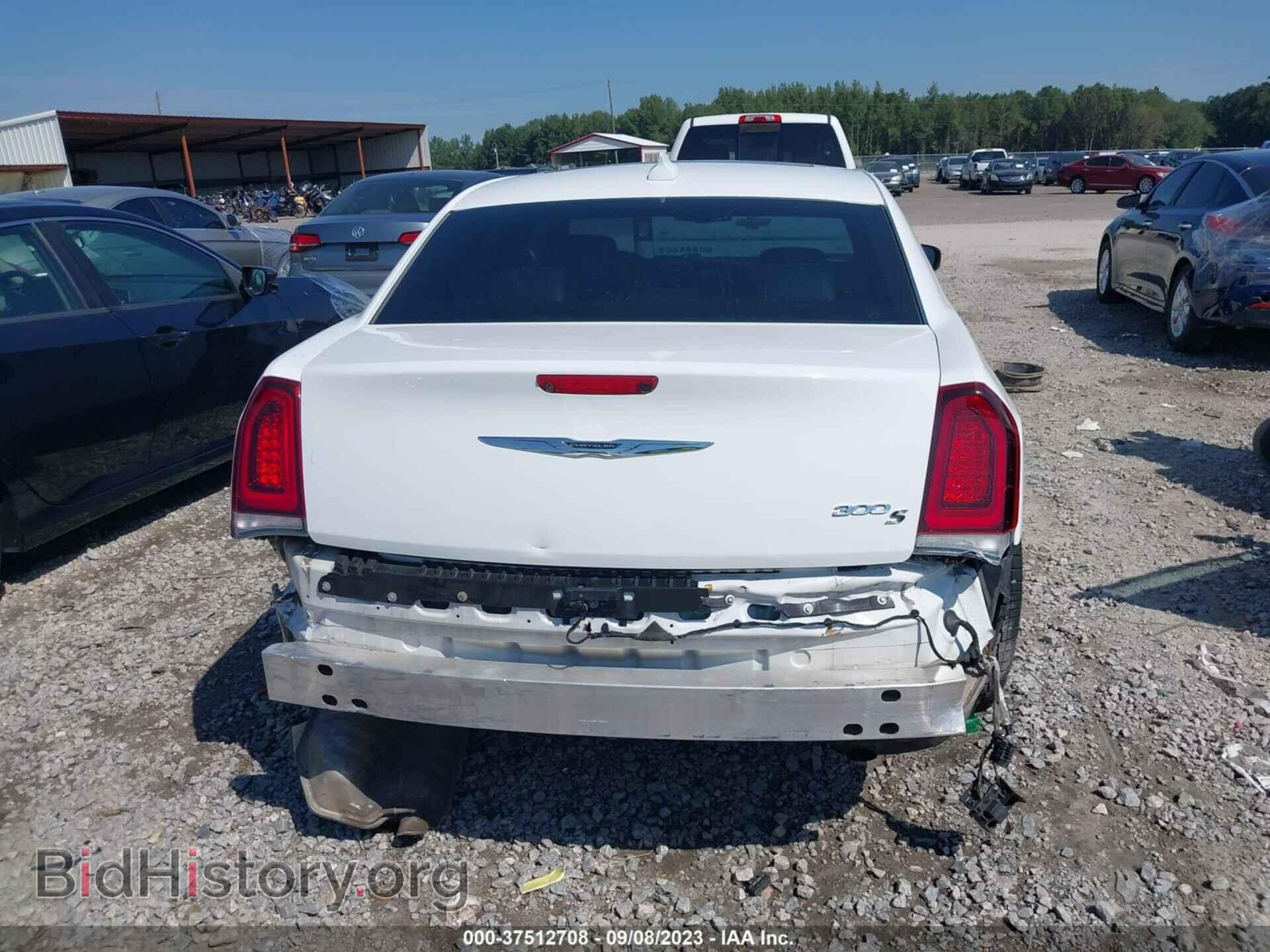 2015 CHRYSLER 300 - VIN: 2C3CCABG7FH829256 - Фото 6