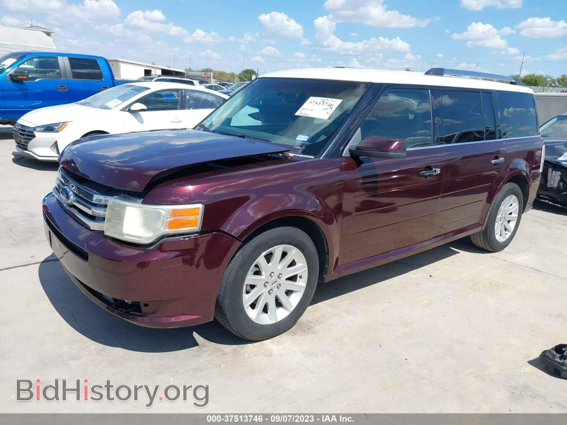 2011 FORD FLEX - VIN: 2FMGK5CC9BBD00760 - Photo 2