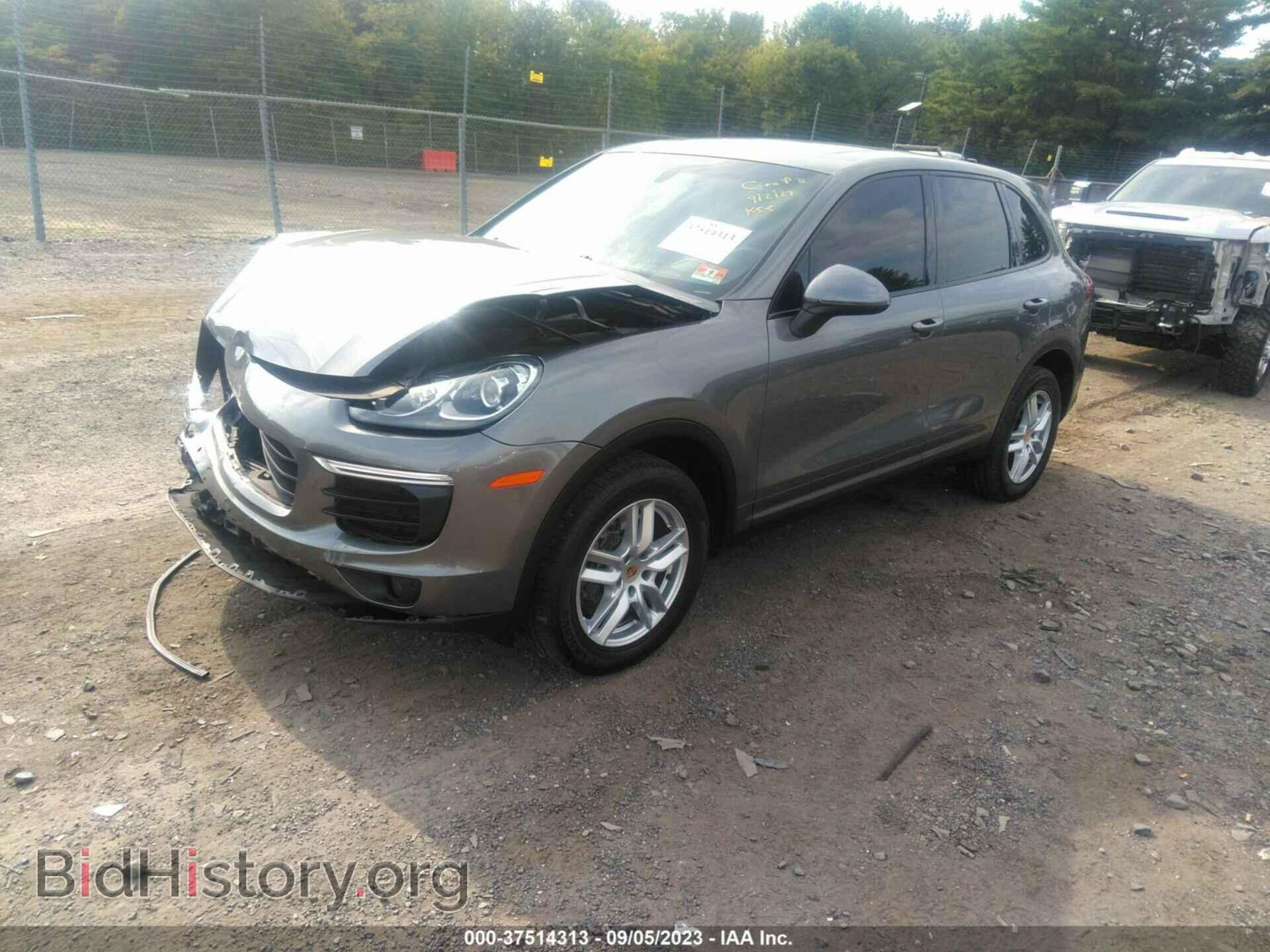 2016 PORSCHE CAYENNE - VIN: WP1AA2A29GKA10925 - Фото 2