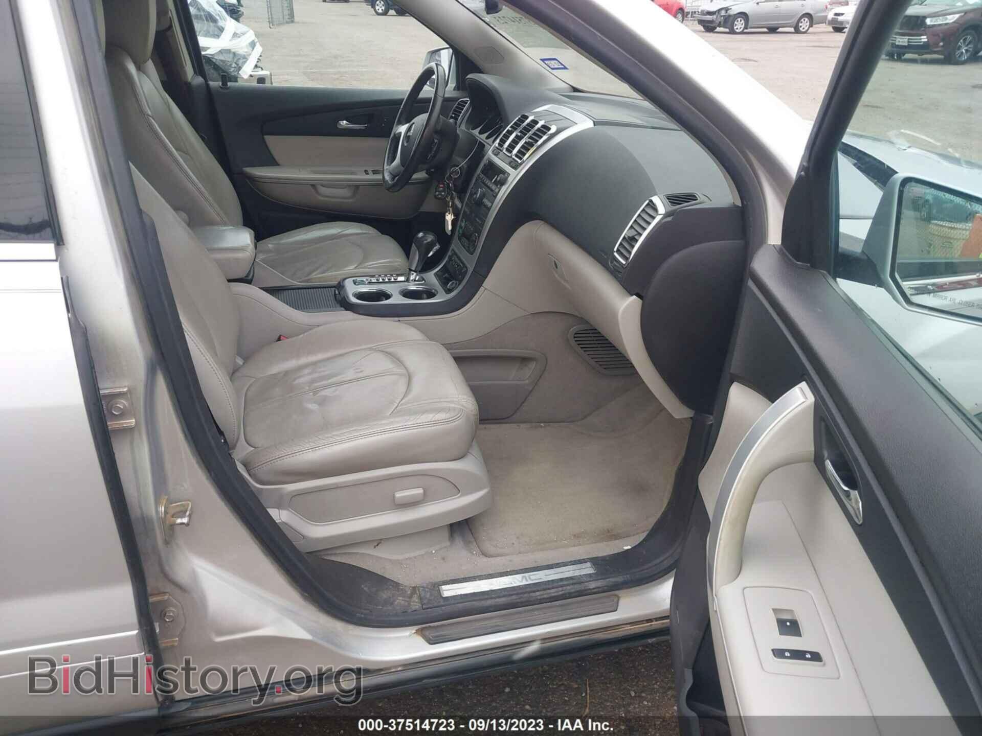 2010 GMC ACADIA - VIN: 1GKLRMED9AJ146239 - Фото 5