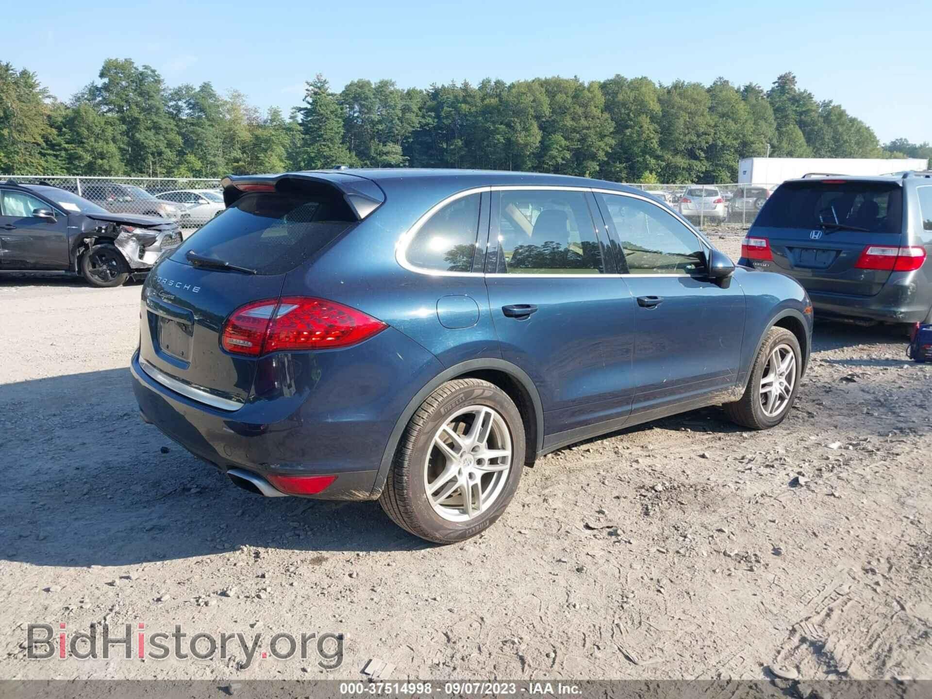 2013 PORSCHE CAYENNE - VIN: WP1AA2A22DLA11159 - Photo 4