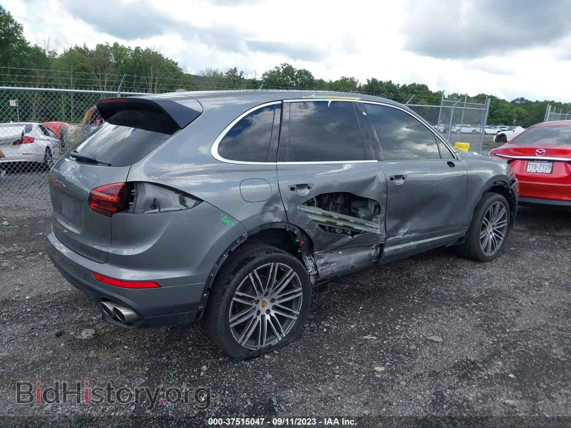 2017 PORSCHE CAYENNE - VIN: WP1AB2A28HLA50261 - Фото 4