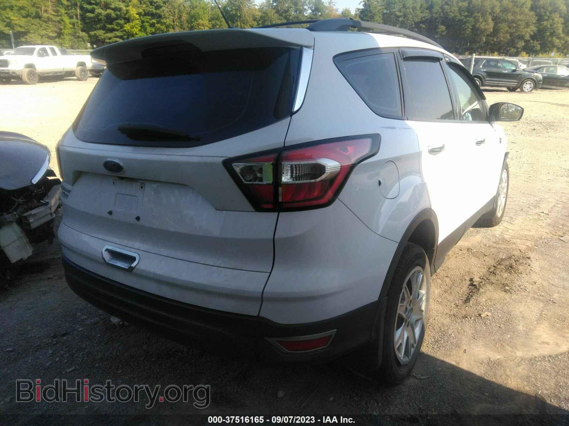 2017 FORD ESCAPE - VIN: 1FMCU0F70HUB94504 - Photo 4