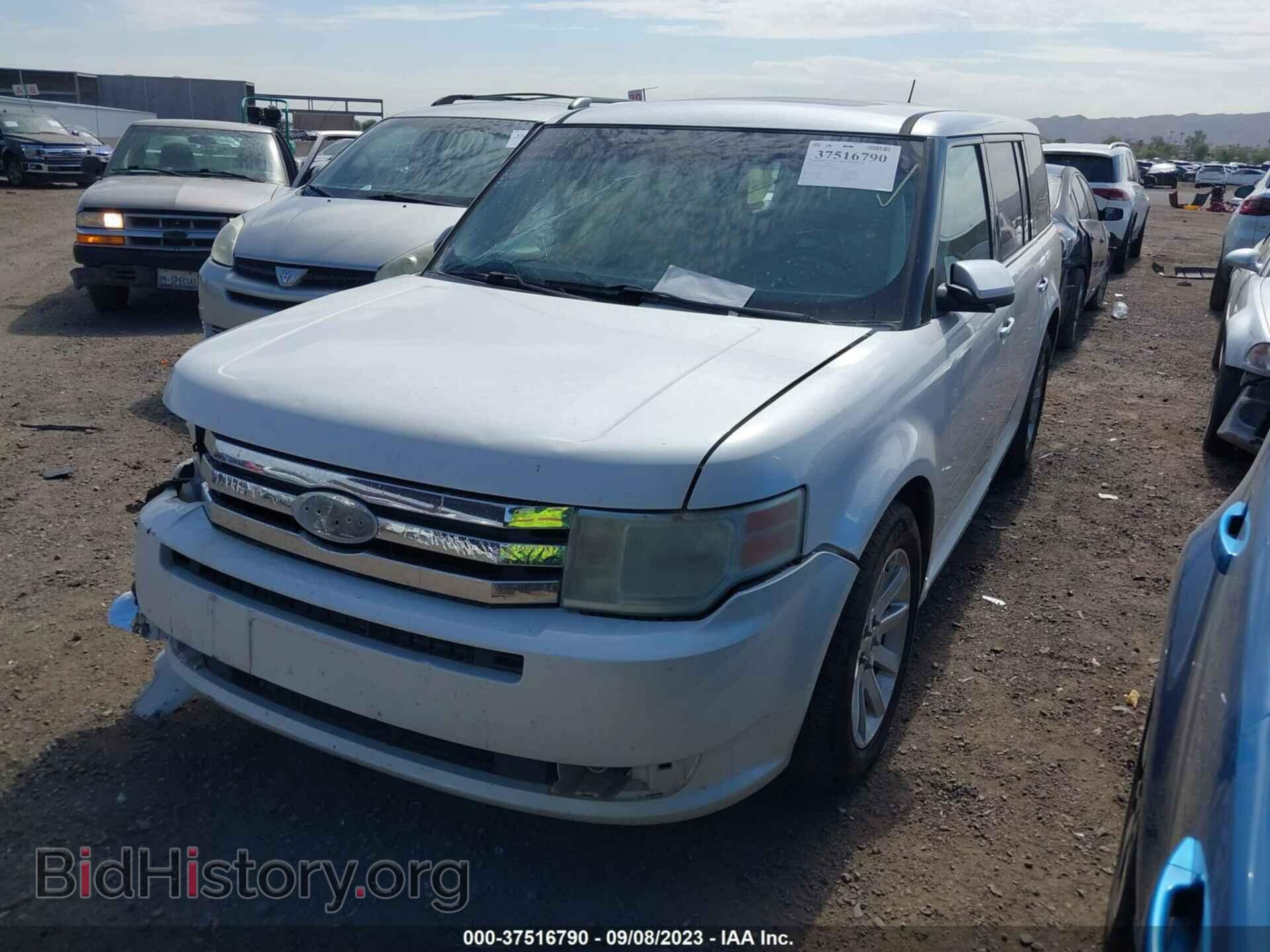 2009 FORD FLEX - VIN: 2FMDK52C39BA05233 - Фото 2
