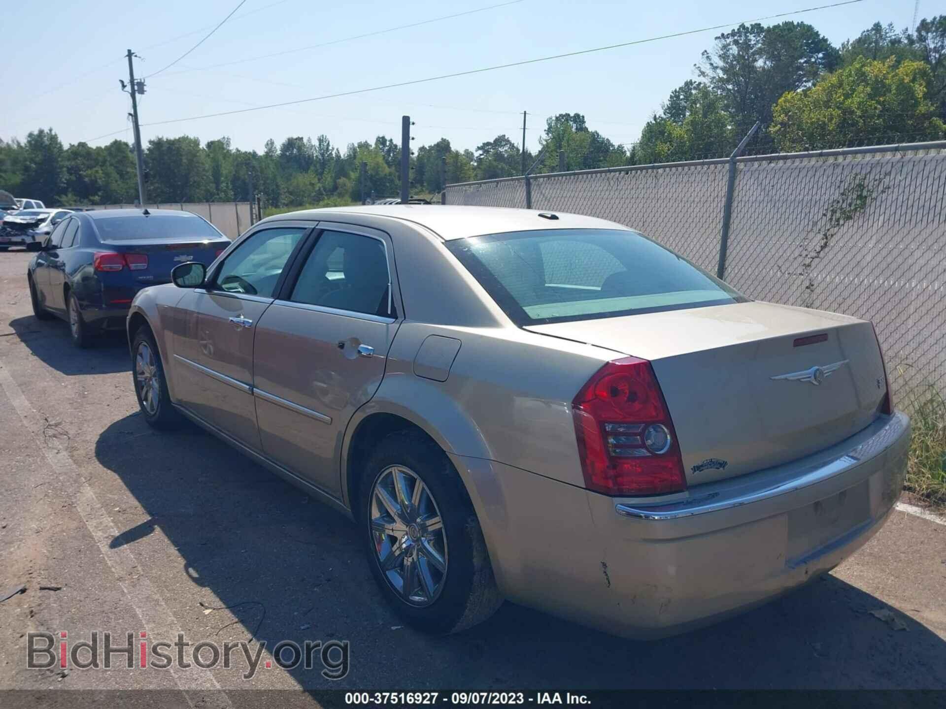 2009 CHRYSLER 300 - VIN: 2C3LA33VX9H576033 - Photo 3