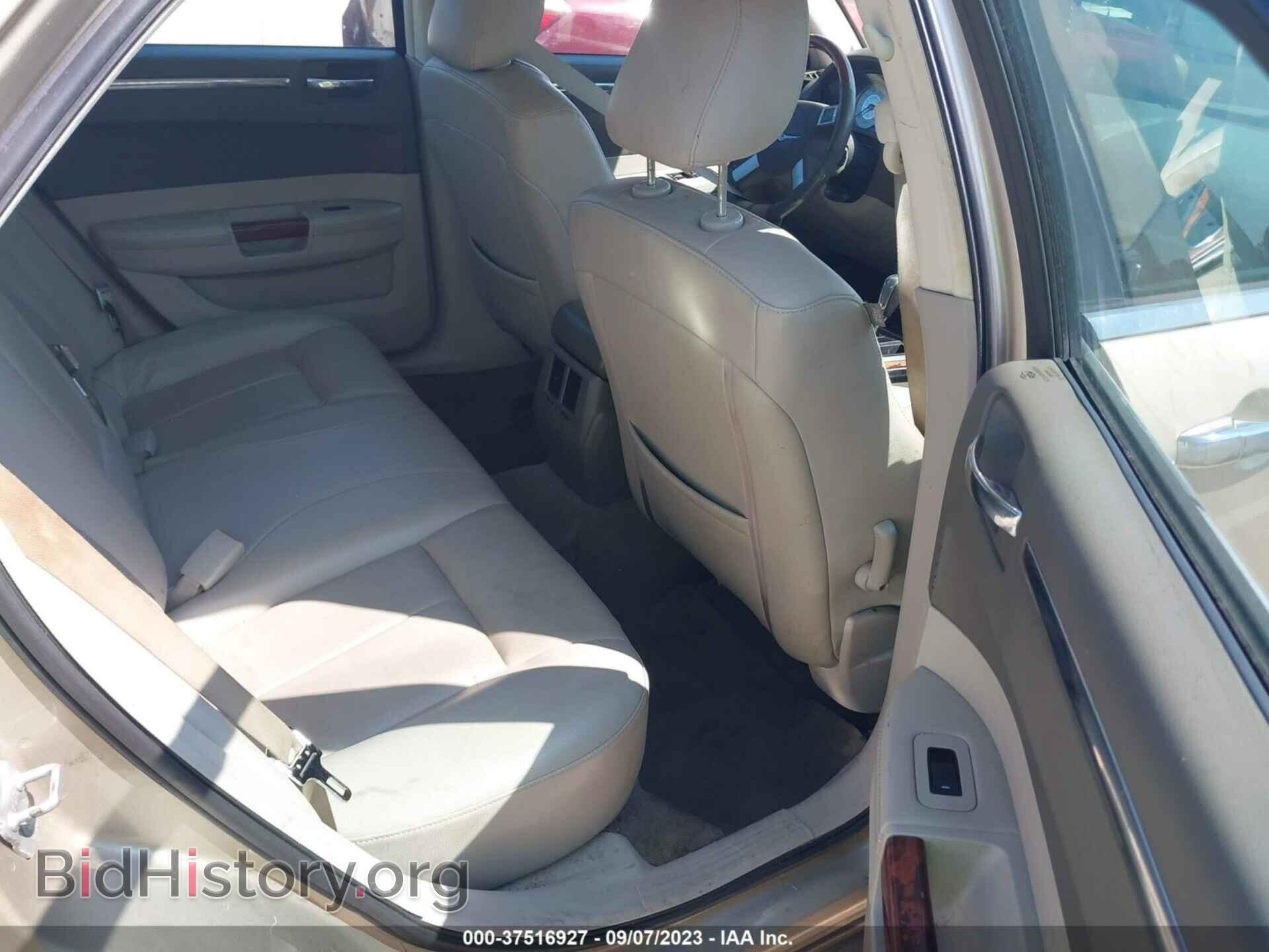 2009 CHRYSLER 300 - VIN: 2C3LA33VX9H576033 - Photo 8
