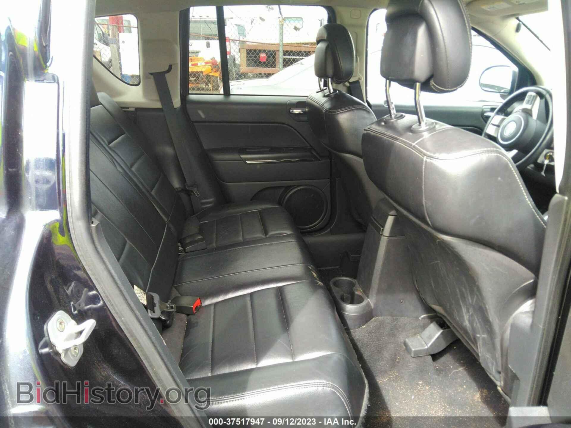 2011 JEEP COMPASS - VIN: 1J4NF5FBXBD134238 - Photo 8