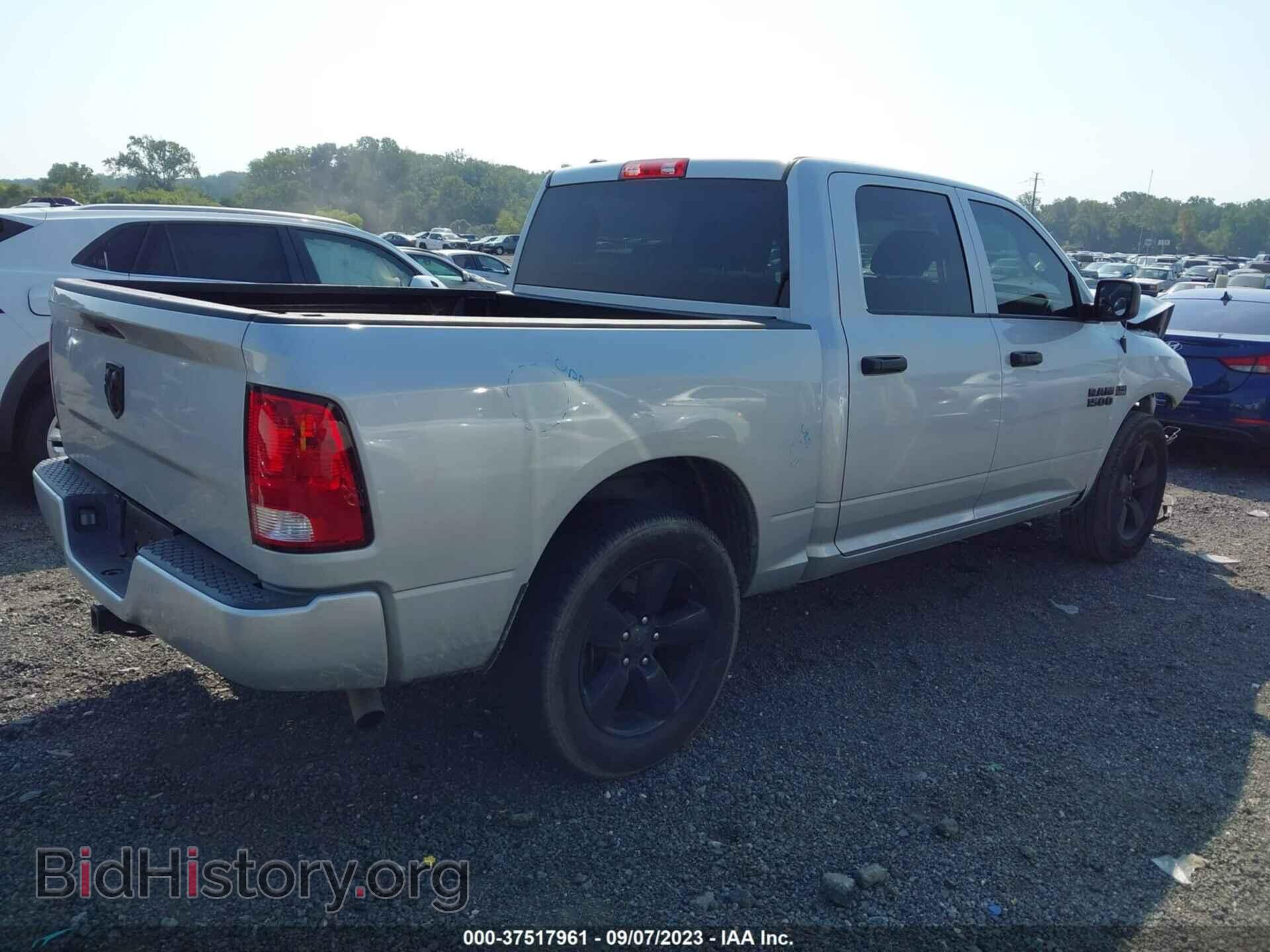2018 RAM 1500 - VIN: 1C6RR6KT0JS279888 - Фото 4