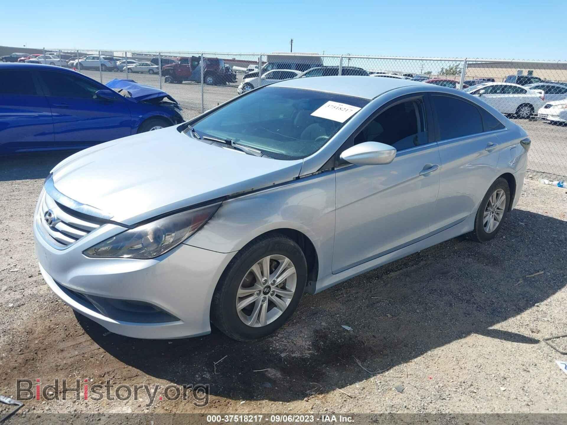 2014 HYUNDAI SONATA - VIN: 5NPEB4AC0EH842637 - Фото 2