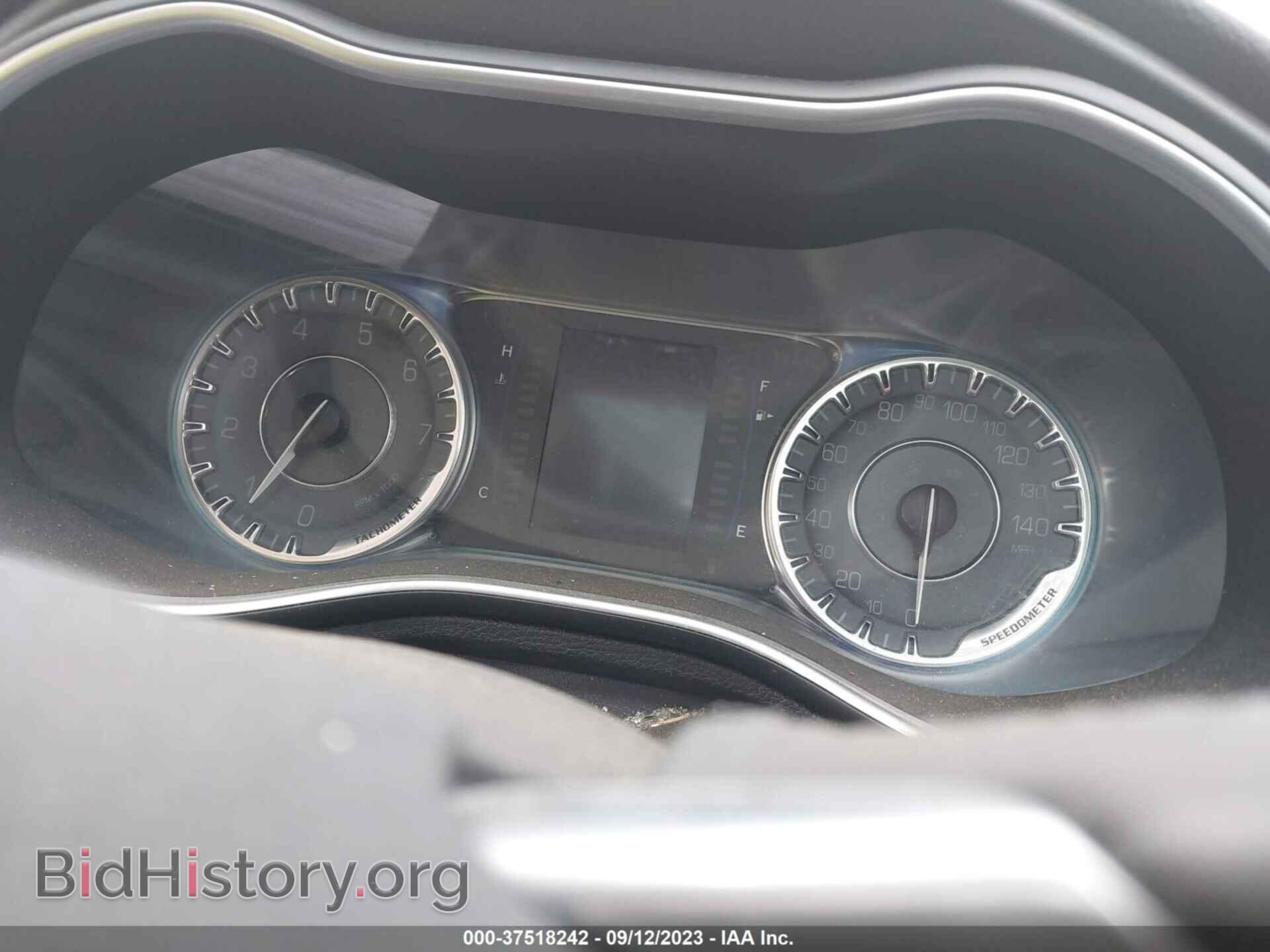 2016 CHRYSLER 200 - VIN: 1C3CCCABXGN141925 - Photo 7