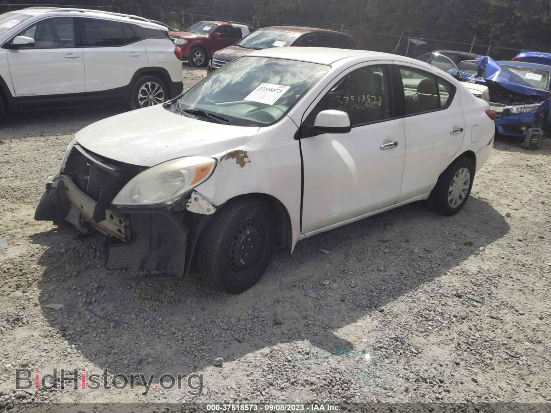 2014 NISSAN VERSA - VIN: 3N1CN7AP1EK468440 - Фото 2