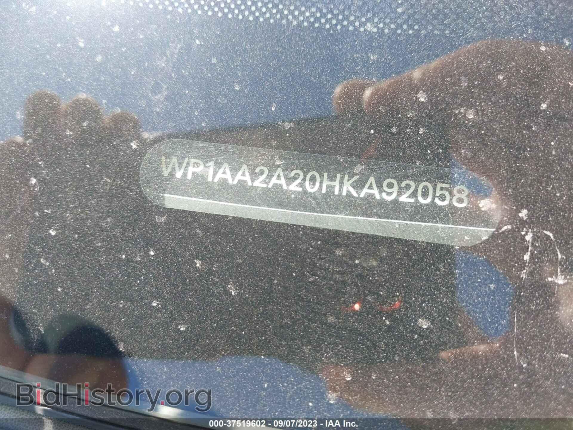 2017 PORSCHE CAYENNE - VIN: WP1AA2A20HKA92058 - Фото 9