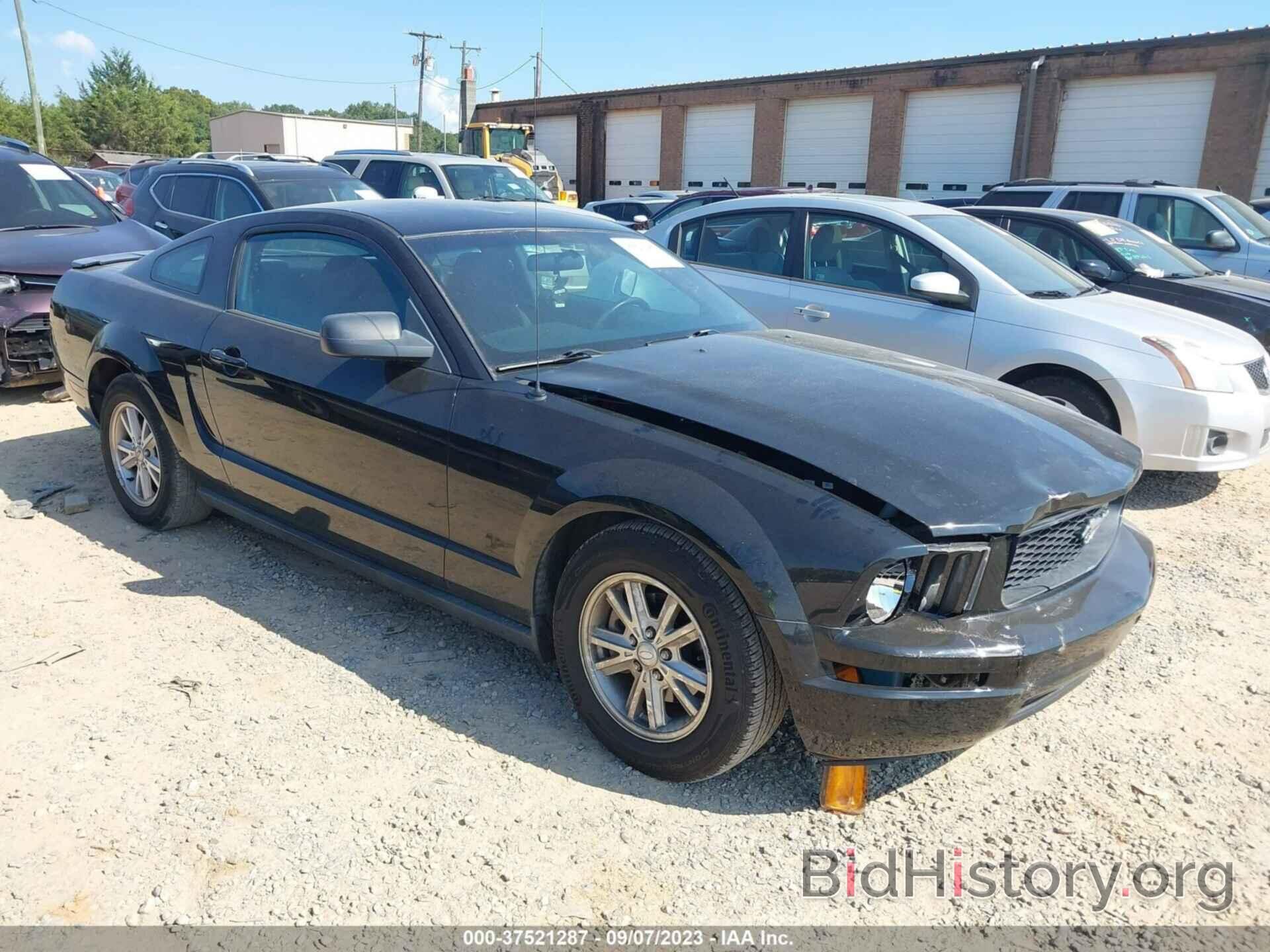 Photo 1ZVHT80NX75274238 - FORD MUSTANG 2007