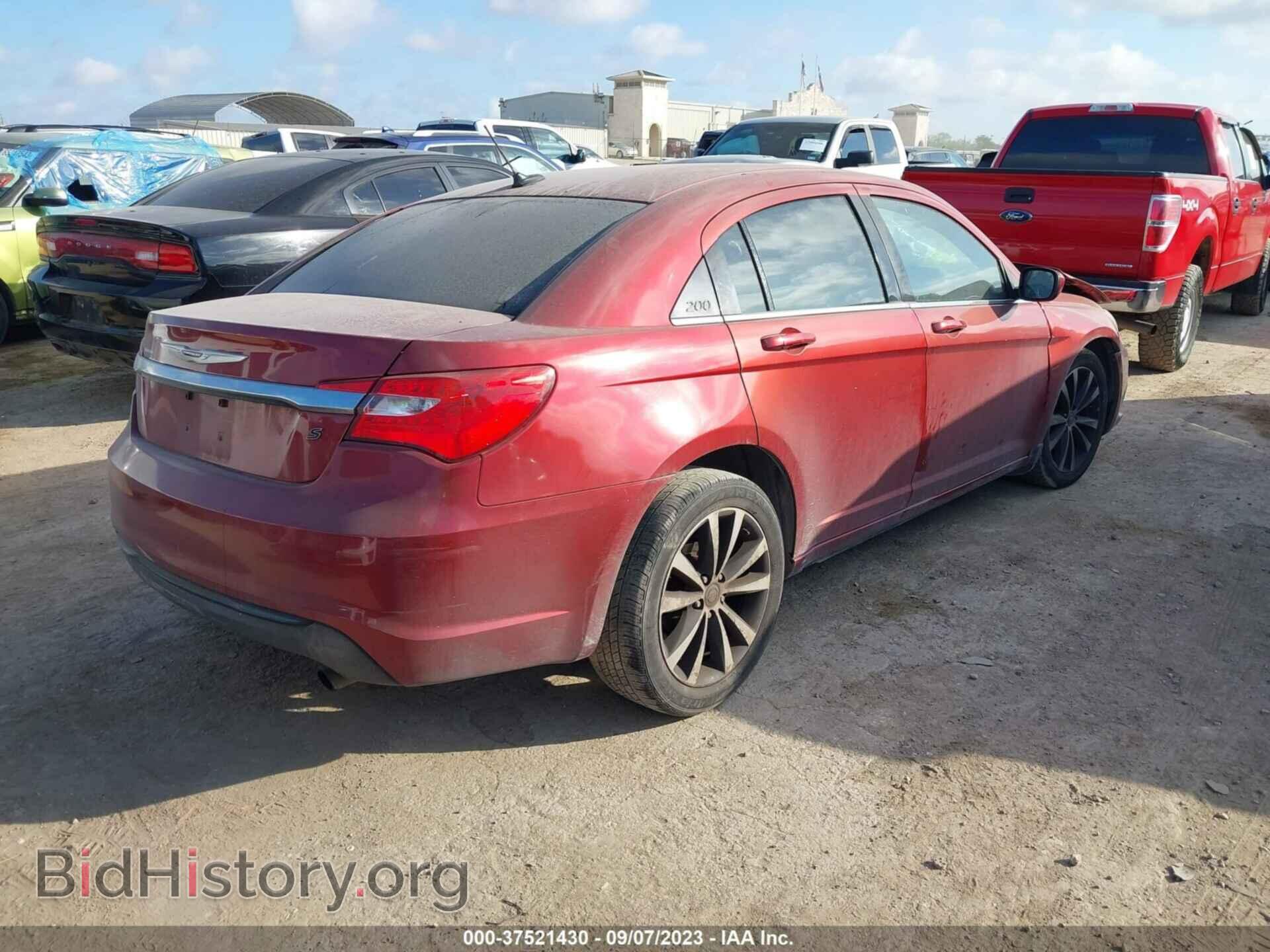 2013 CHRYSLER 200 - VIN: 1C3CCBBB7DN600204 - Фото 4