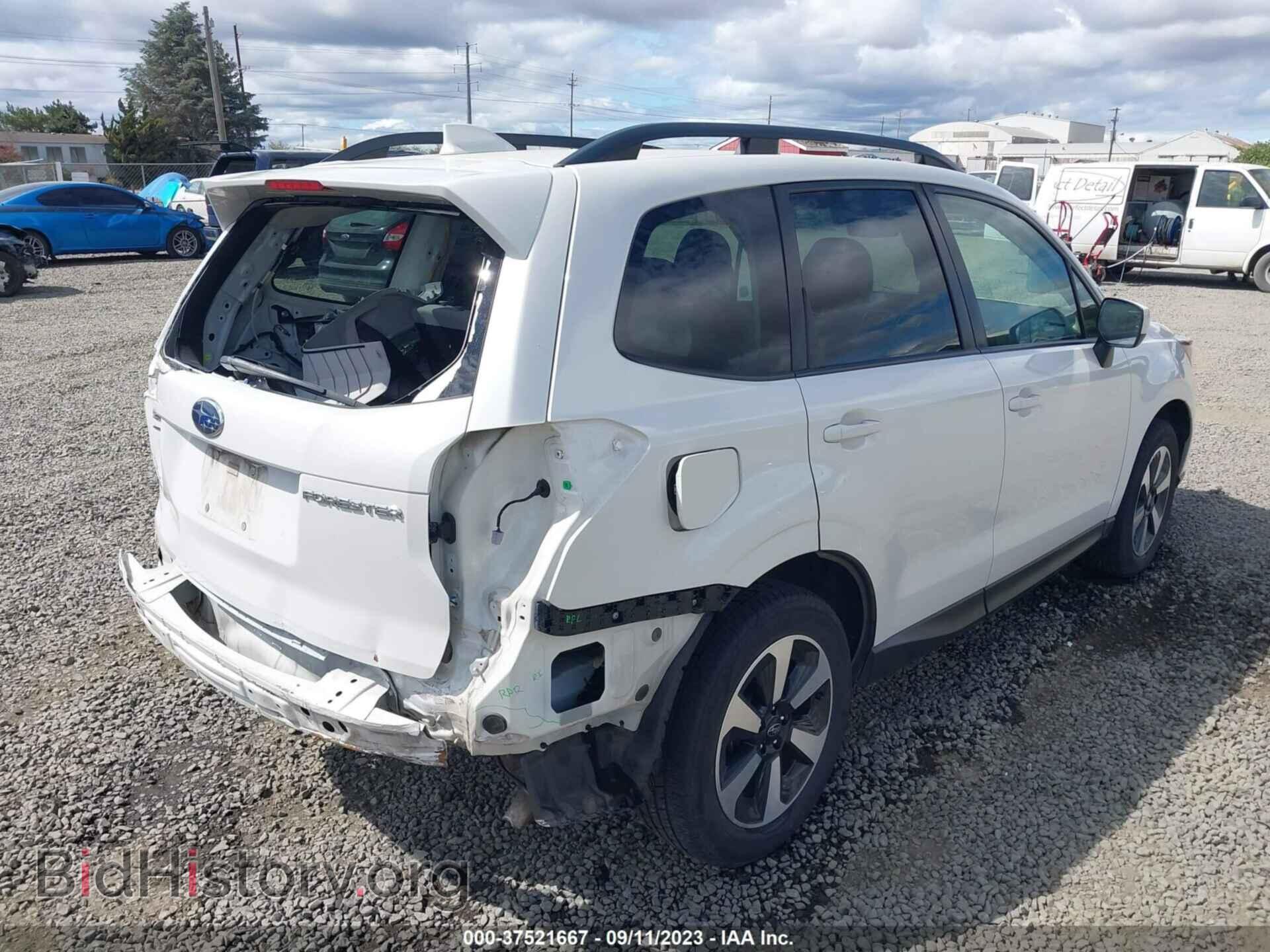 2018 SUBARU FORESTER - VIN: JF2SJAEC2JH450316 - Фото 4