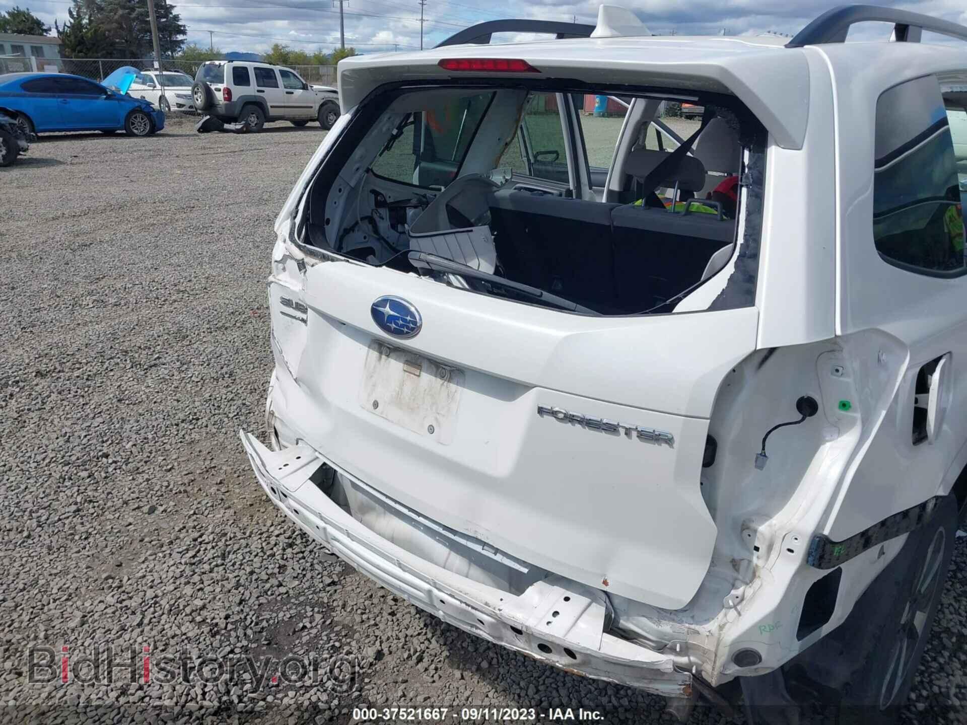 2018 SUBARU FORESTER - VIN: JF2SJAEC2JH450316 - Фото 6