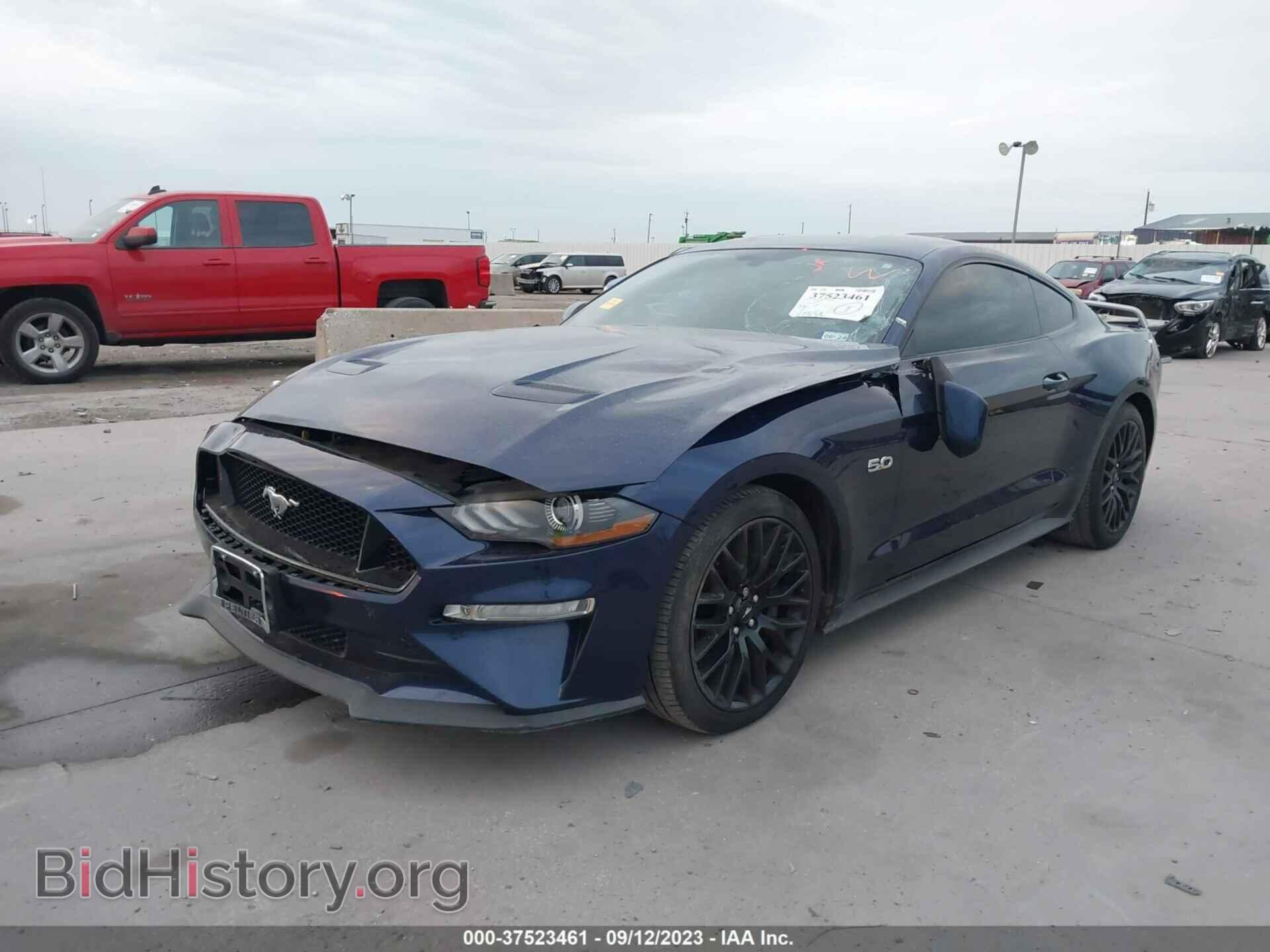 2019 FORD MUSTANG - VIN: 1FA6P8CF8K5196124 - Фото 2