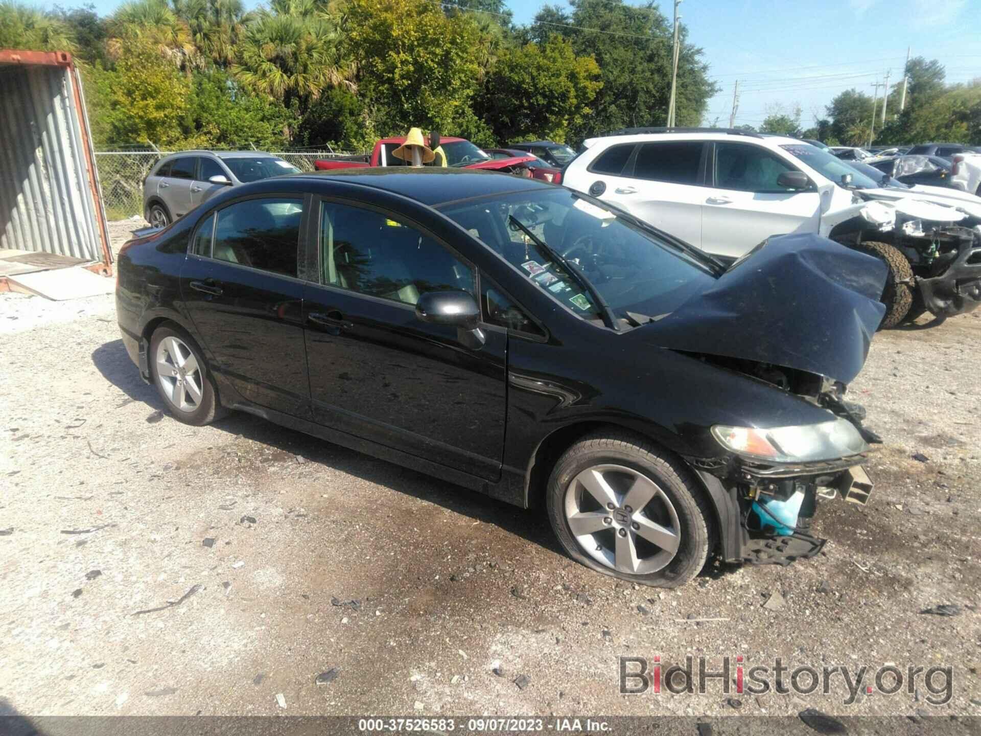 Photo 19XFA1F60BE018470 - HONDA CIVIC SDN 2011