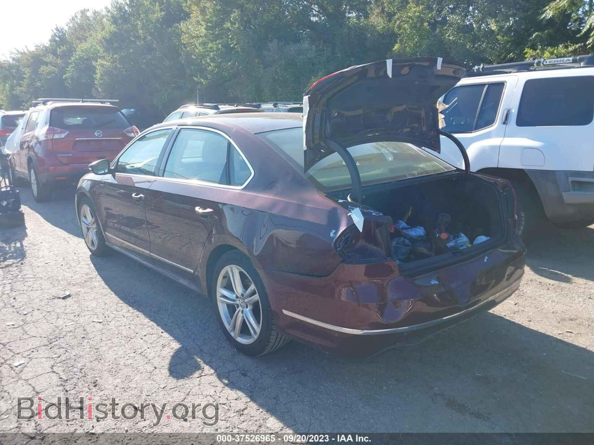 2012 VOLKSWAGEN PASSAT - VIN: 1VWCM7A35CC009683 - Фото 3