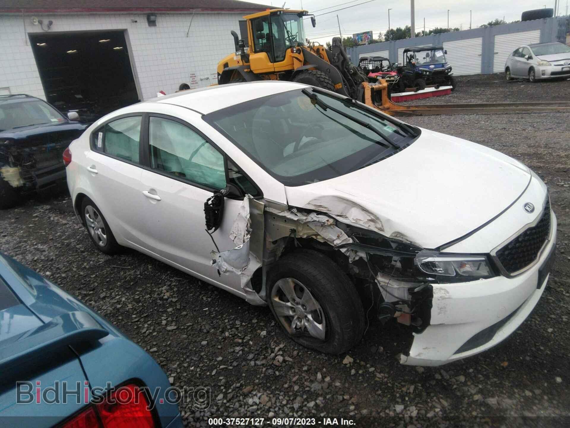 Фотография 3KPFK4A73HE133314 - KIA FORTE 2017