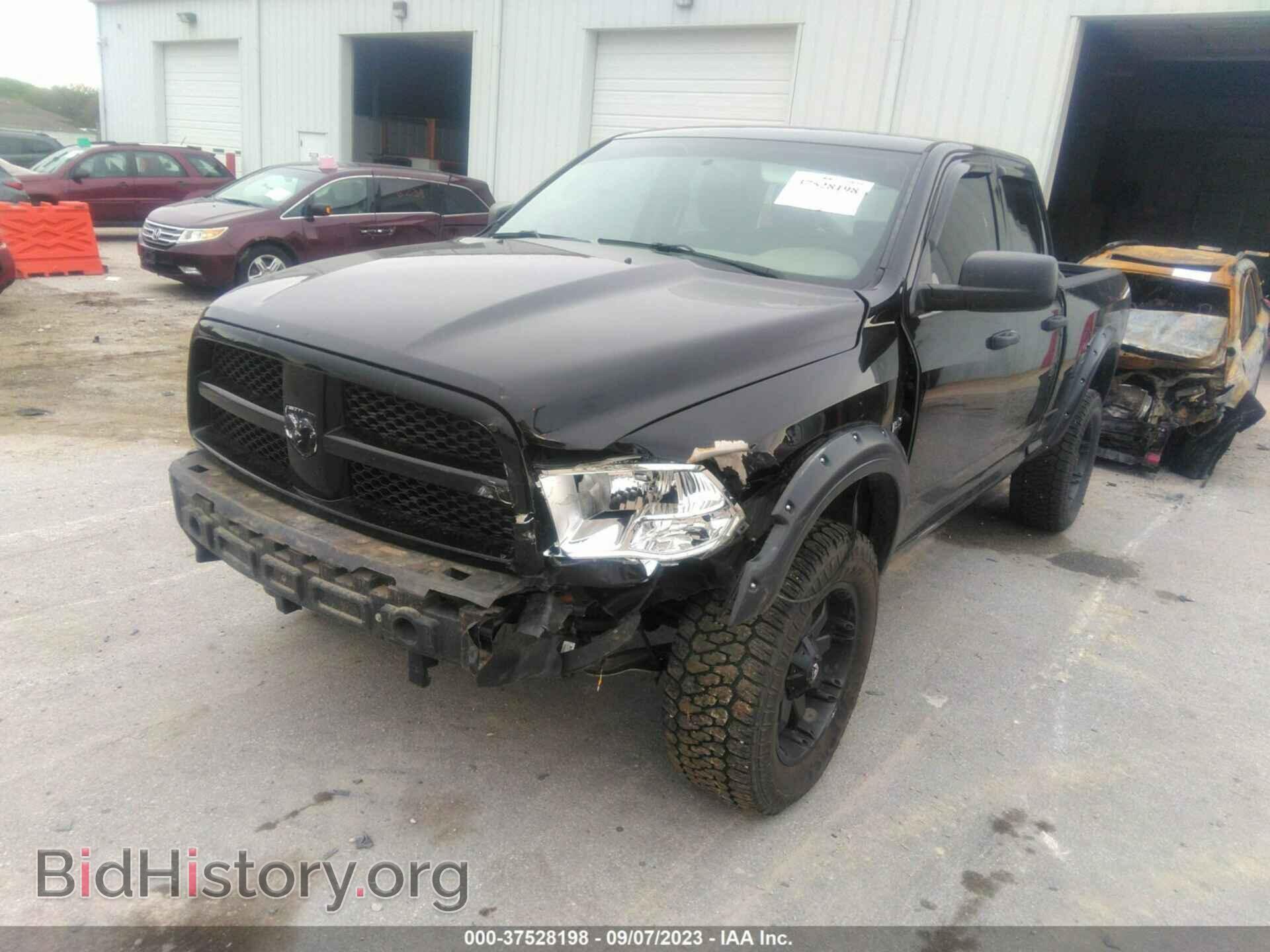 2012 RAM 1500 - VIN: 1C6RD7FT8CS284595 - Фото 2