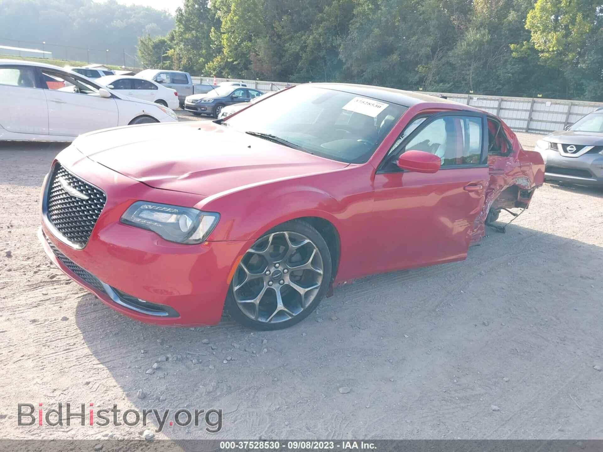 2015 CHRYSLER 300 - VIN: 2C3CCABG3FH786504 - Фото 2