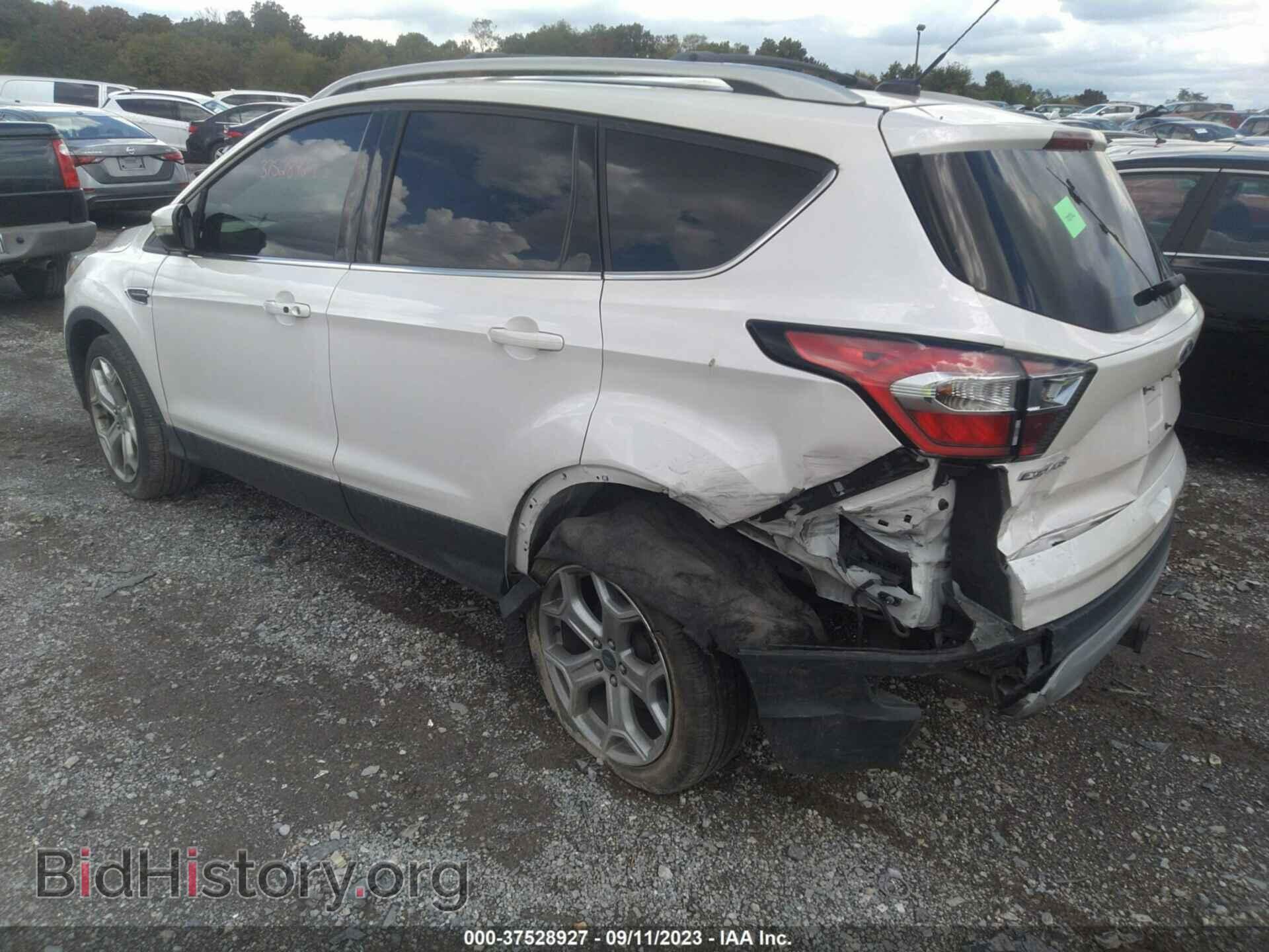 2017 FORD ESCAPE - VIN: 1FMCU9J92HUB86434 - Фото 3