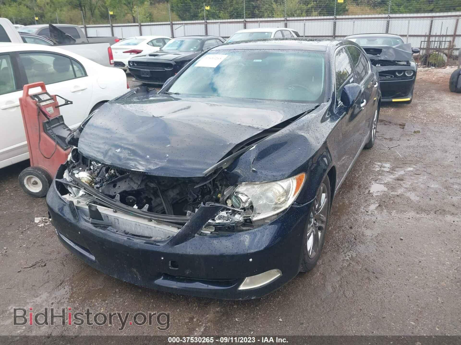 2007 LEXUS LS 460 - VIN: JTHGL46F075014131 - Photo 2