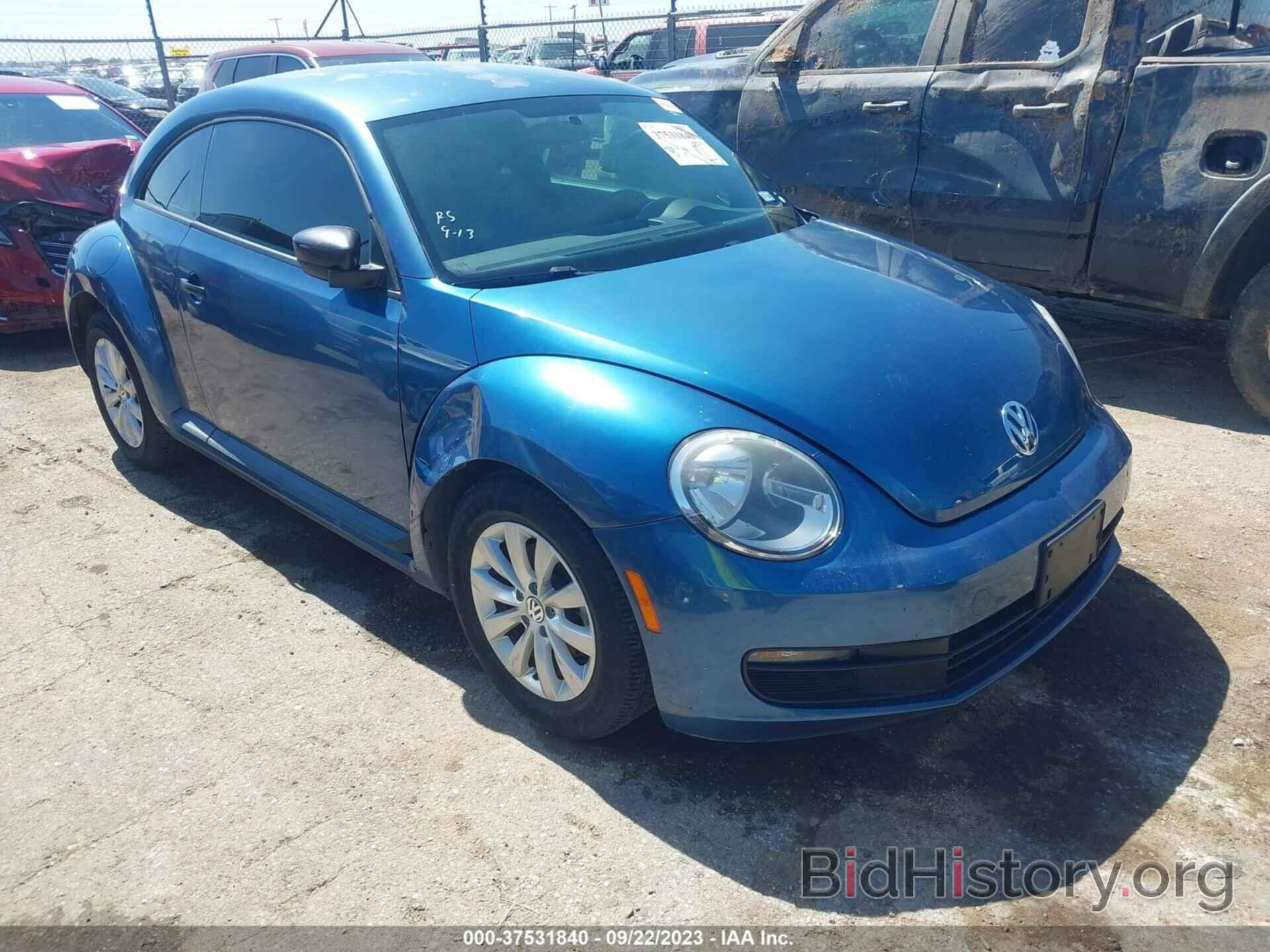 Photo 3VWF17AT9GM602103 - VOLKSWAGEN BEETLE COUPE 2016