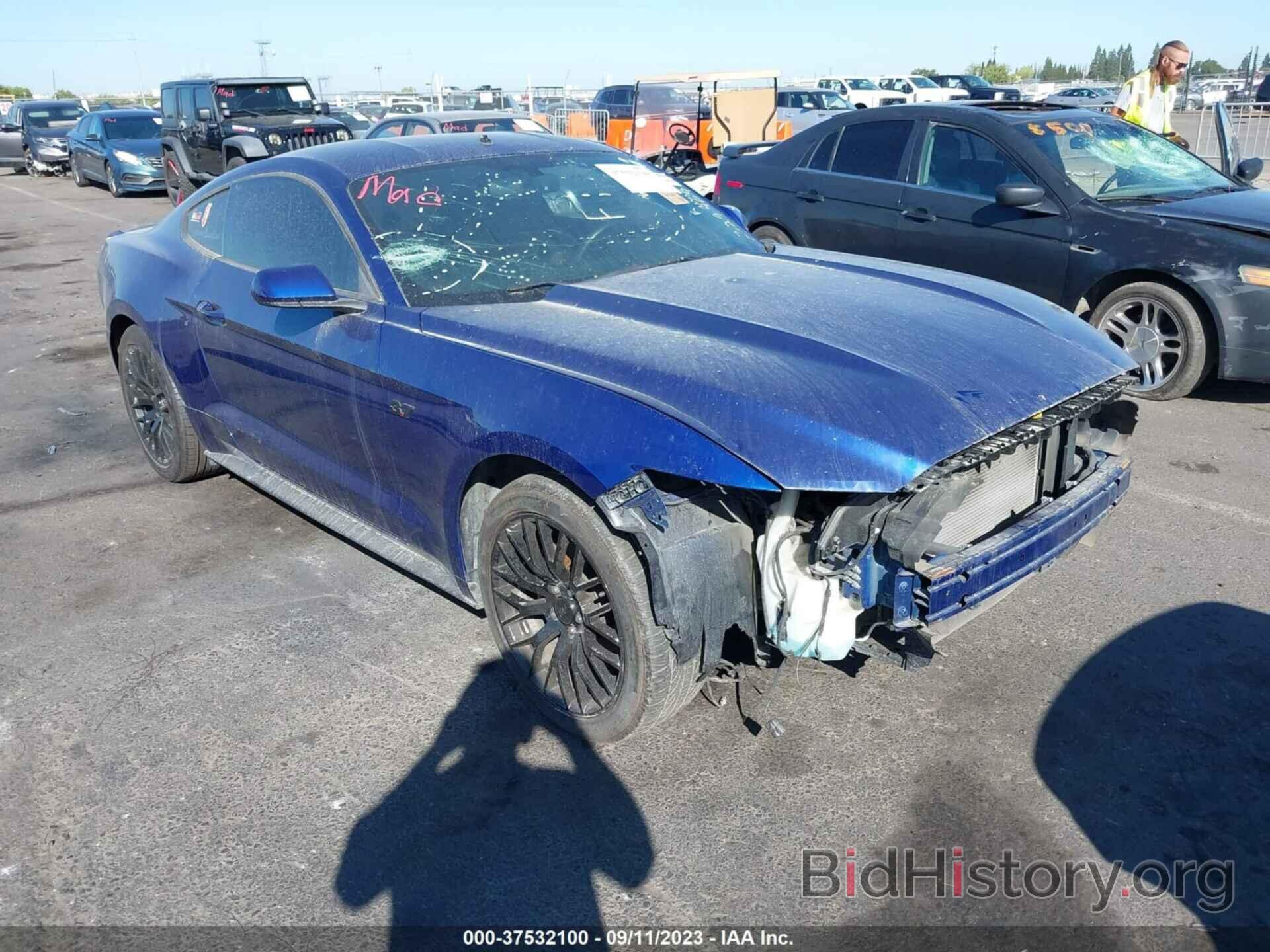 Photo 1FA6P8AM1F5329409 - FORD MUSTANG 2015