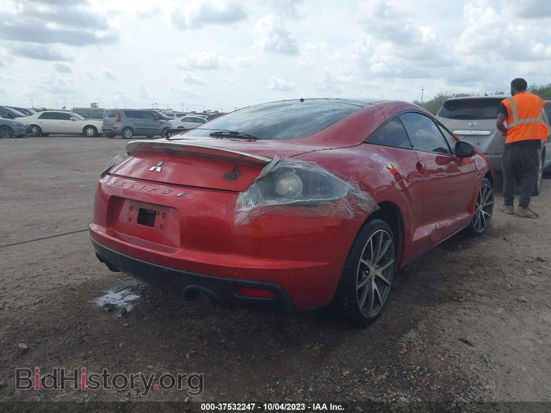 2011 MITSUBISHI ECLIPSE - VIN: 4A31K5DF1BE003387 - Фото 4